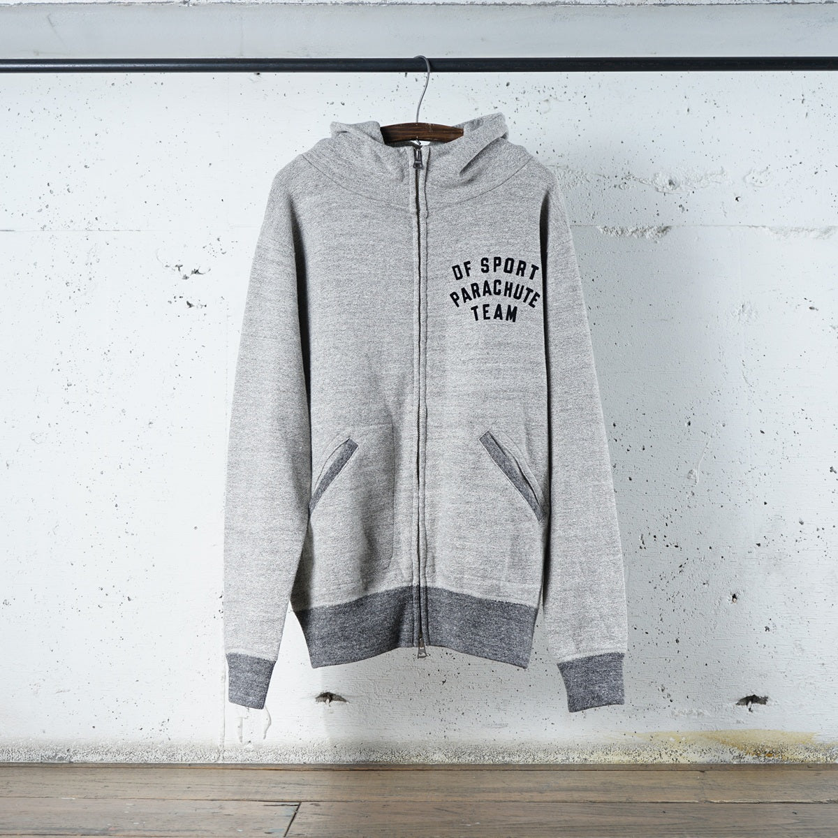 在庫のあるもので製作　オーダーページ ディバイスファクトリー | パーカー ジップアップ 2色の配色