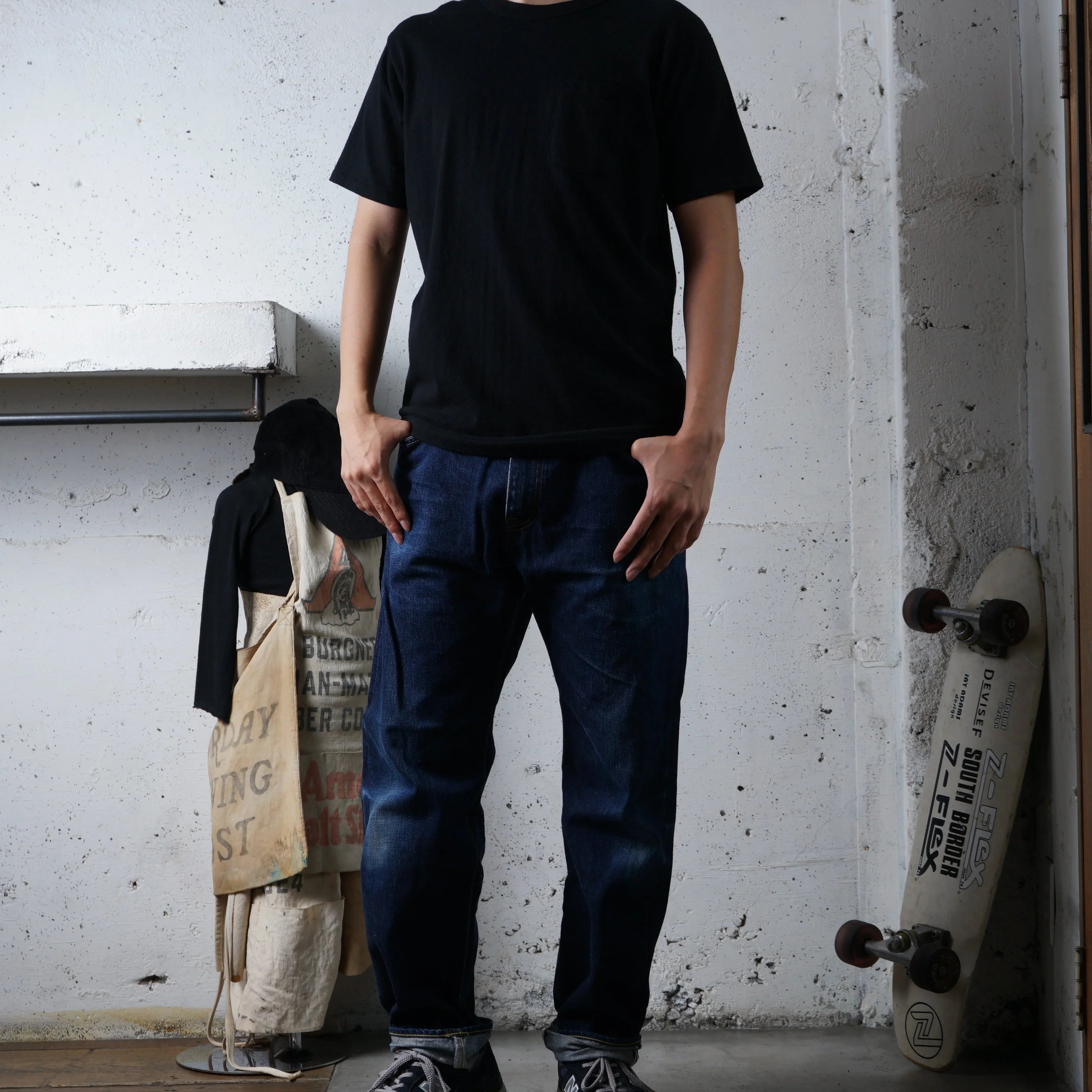 Cotton Pocket Tshirt - DEVISE FACTORY