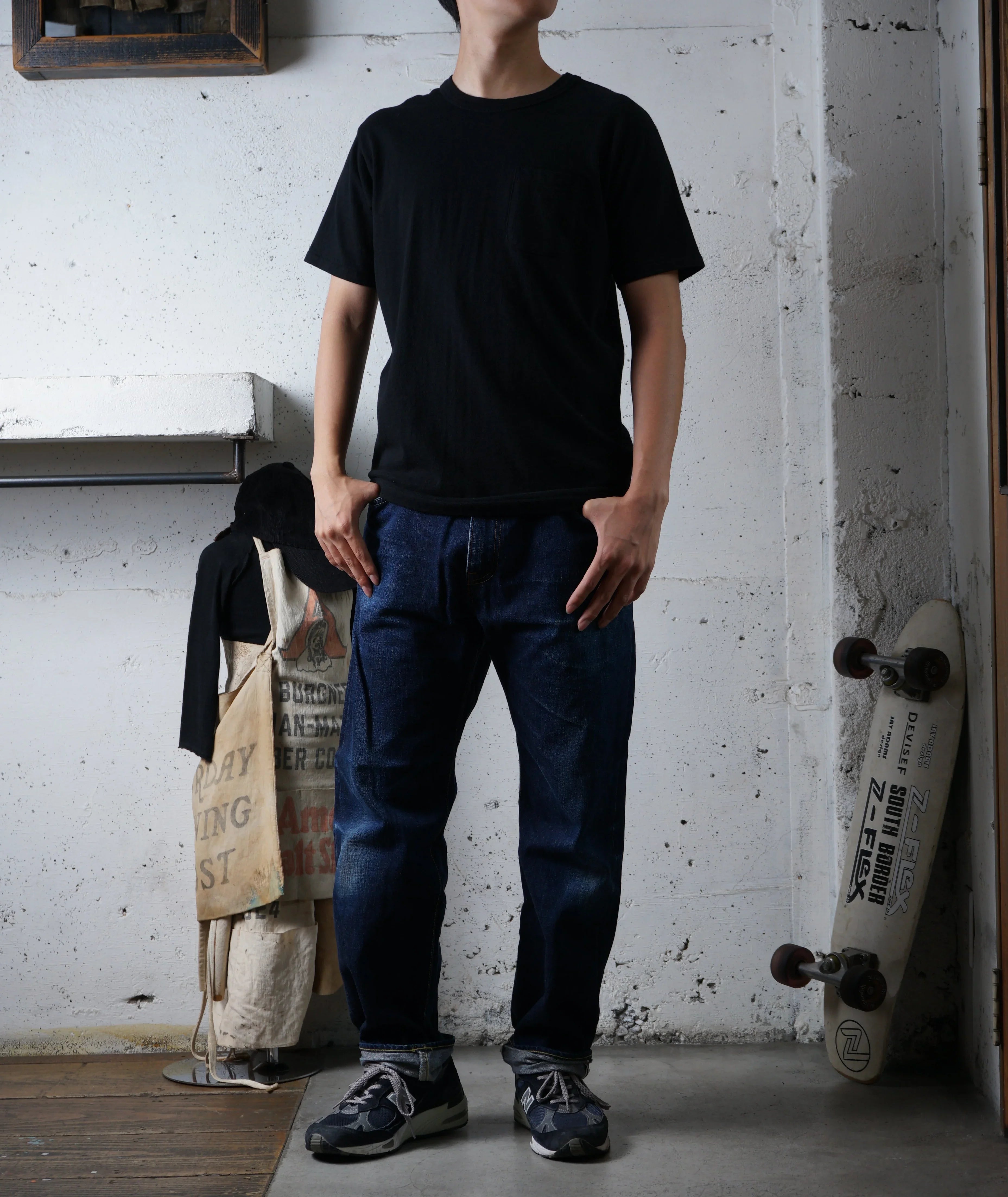 Cotton Pocket Tshirt - DEVISE FACTORY