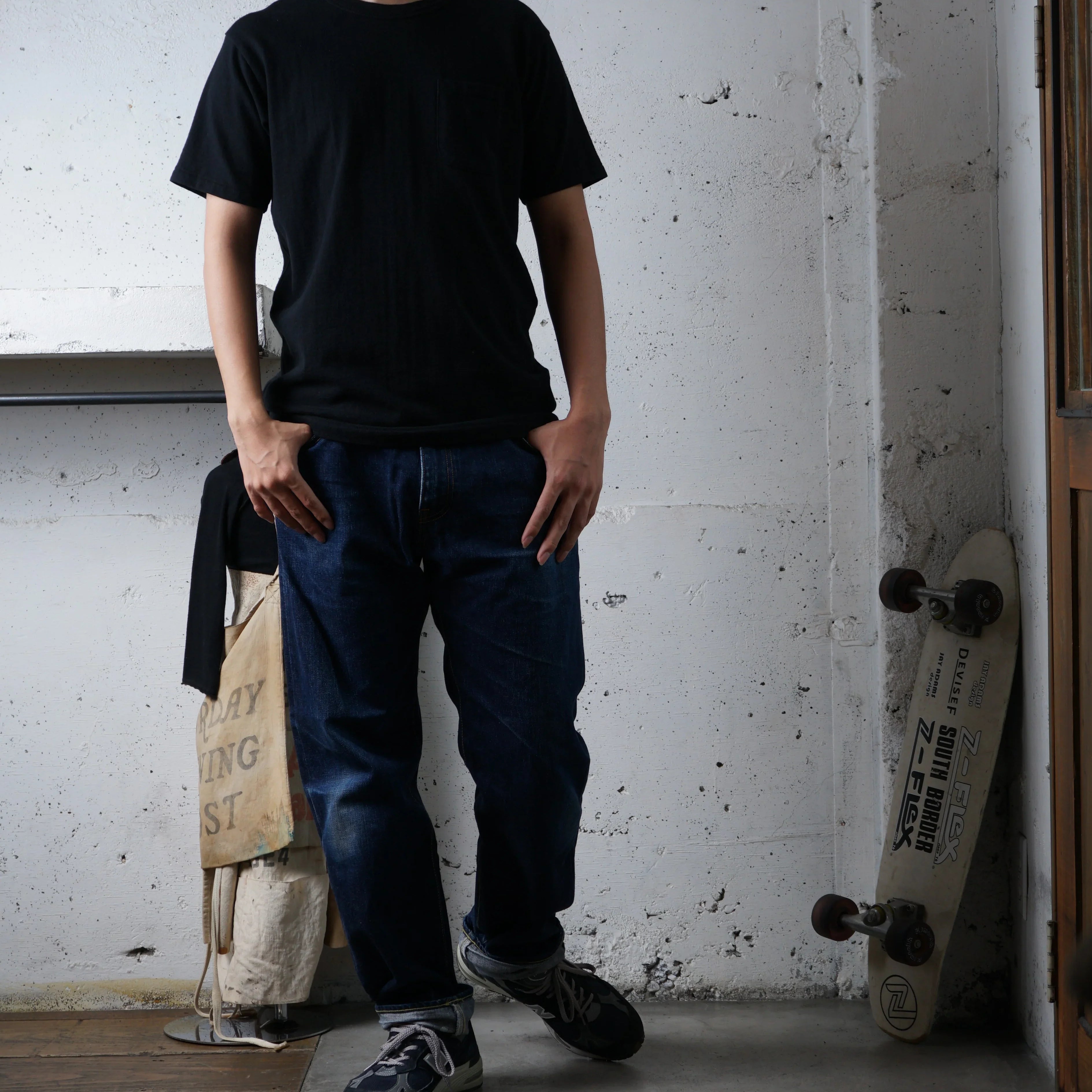 Cotton Pocket Tshirt - DEVISE FACTORY