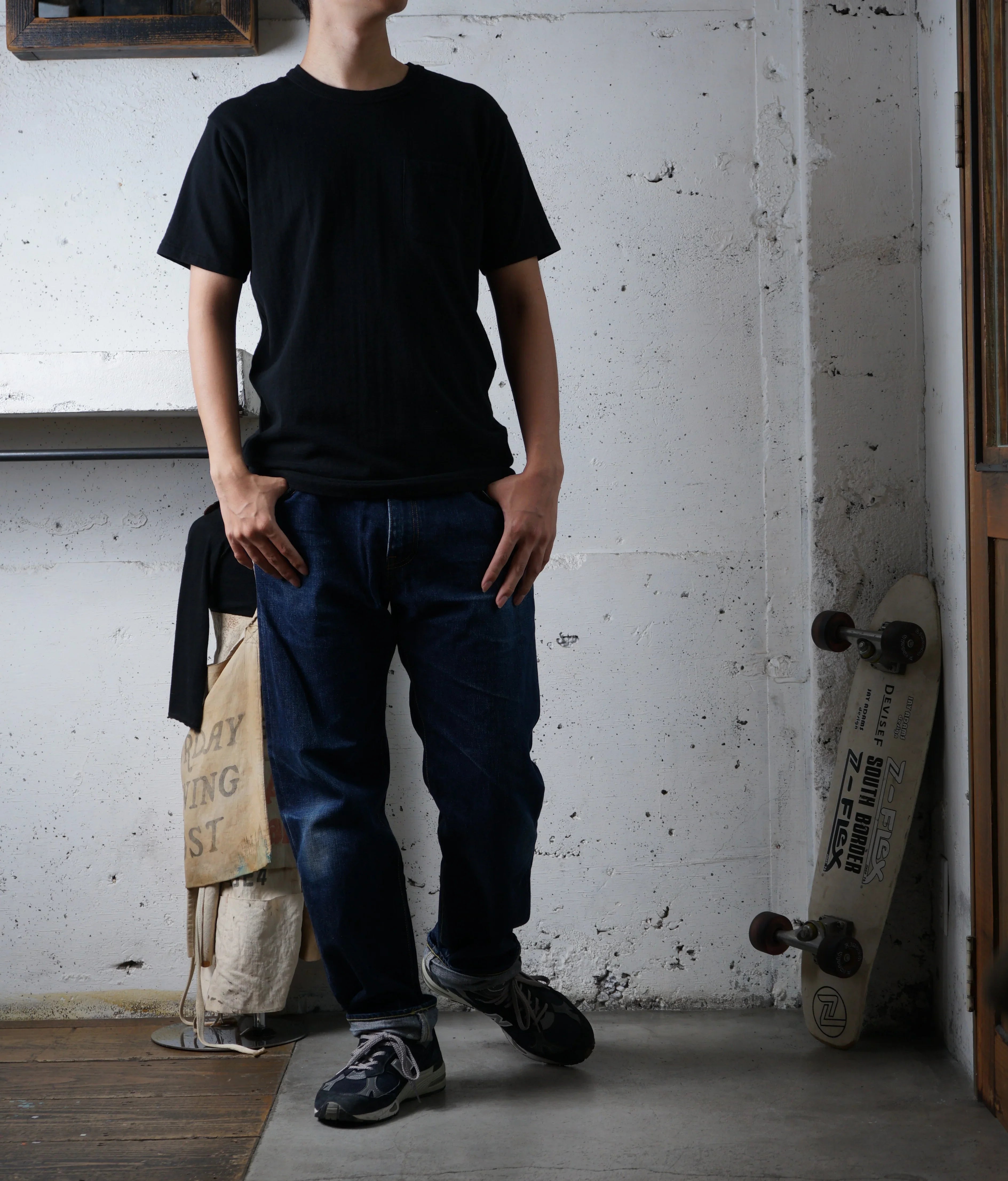 Cotton Pocket Tshirt - DEVISE FACTORY