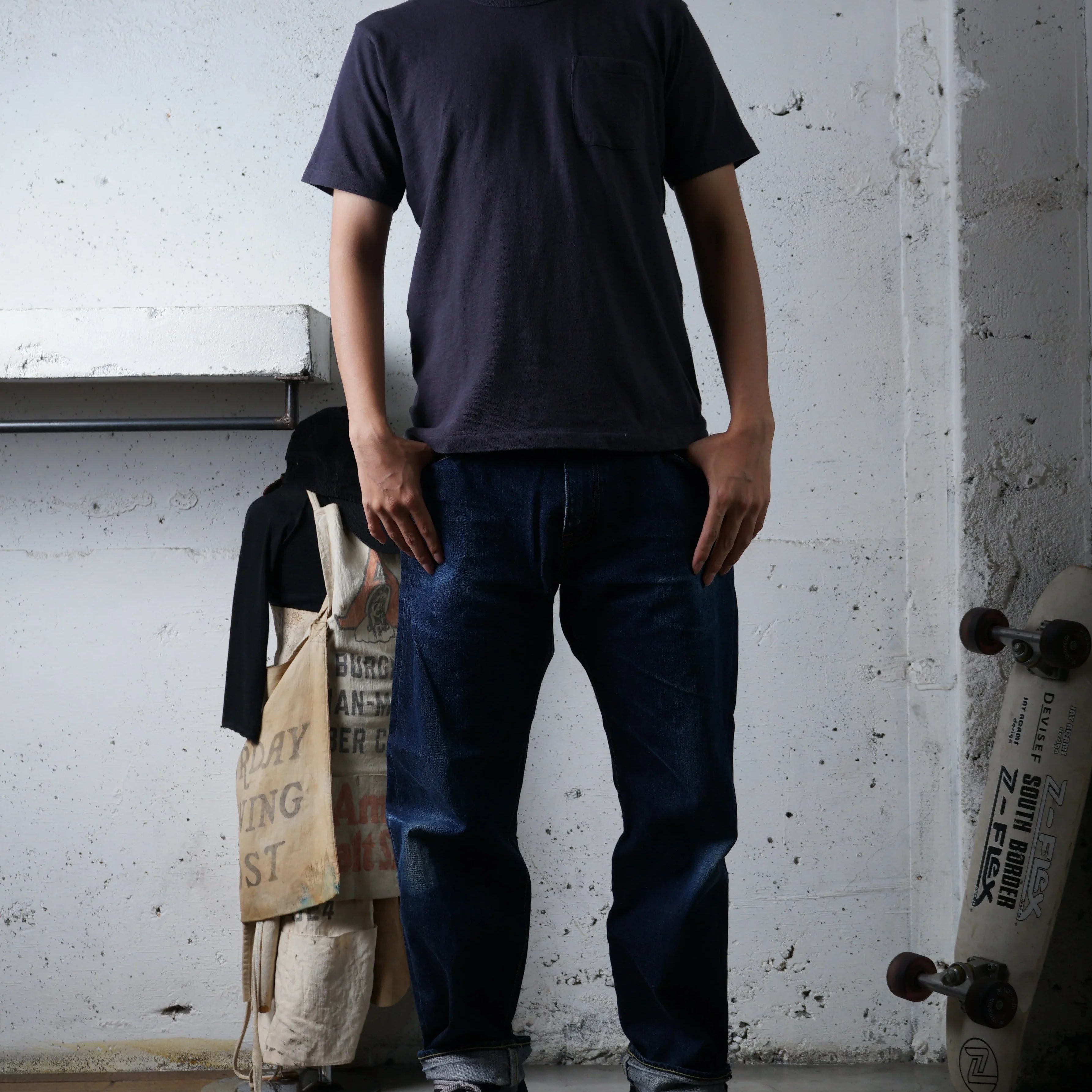 Cotton Pocket Tshirt - DEVISE FACTORY