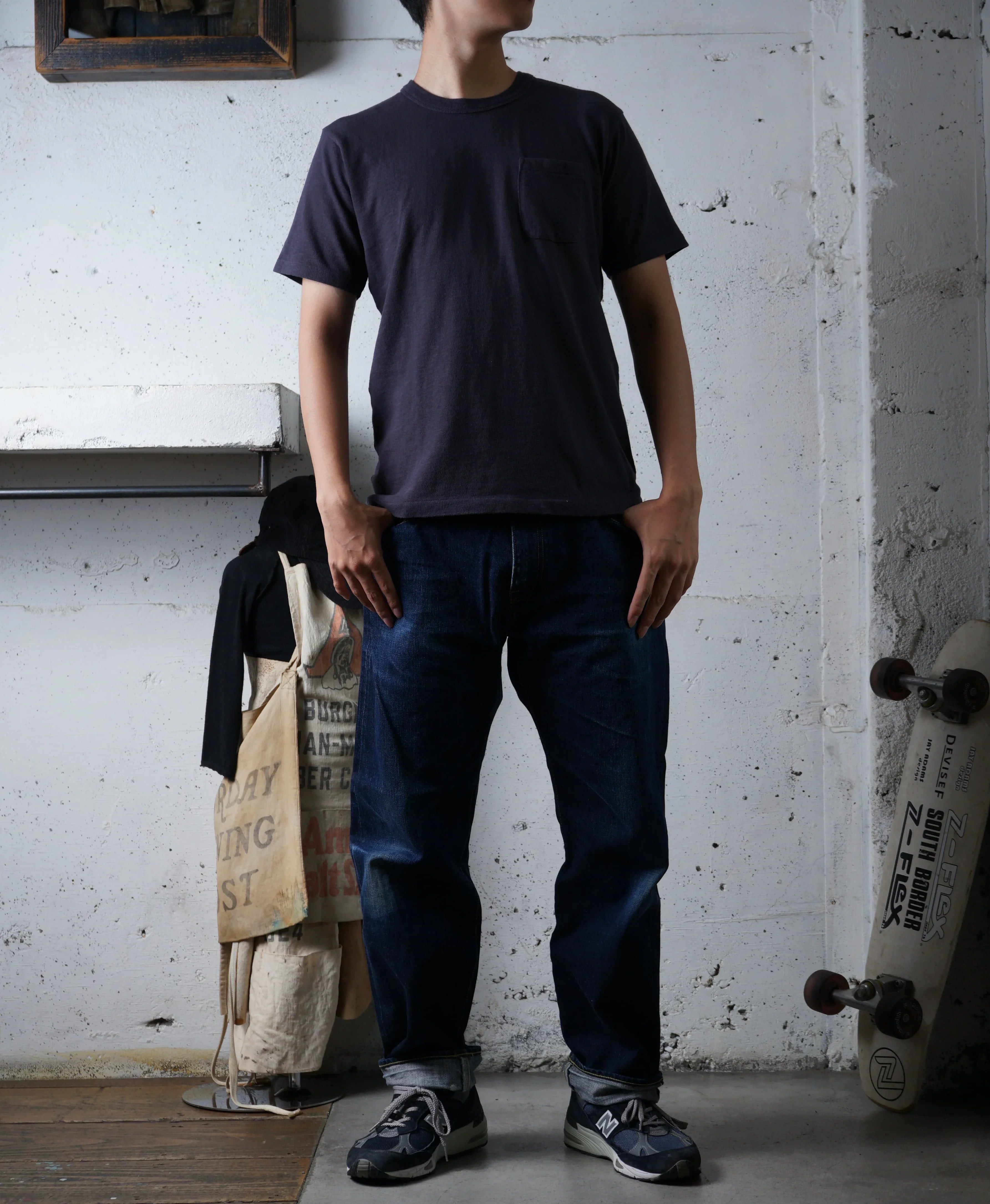 Cotton Pocket Tshirt - DEVISE FACTORY