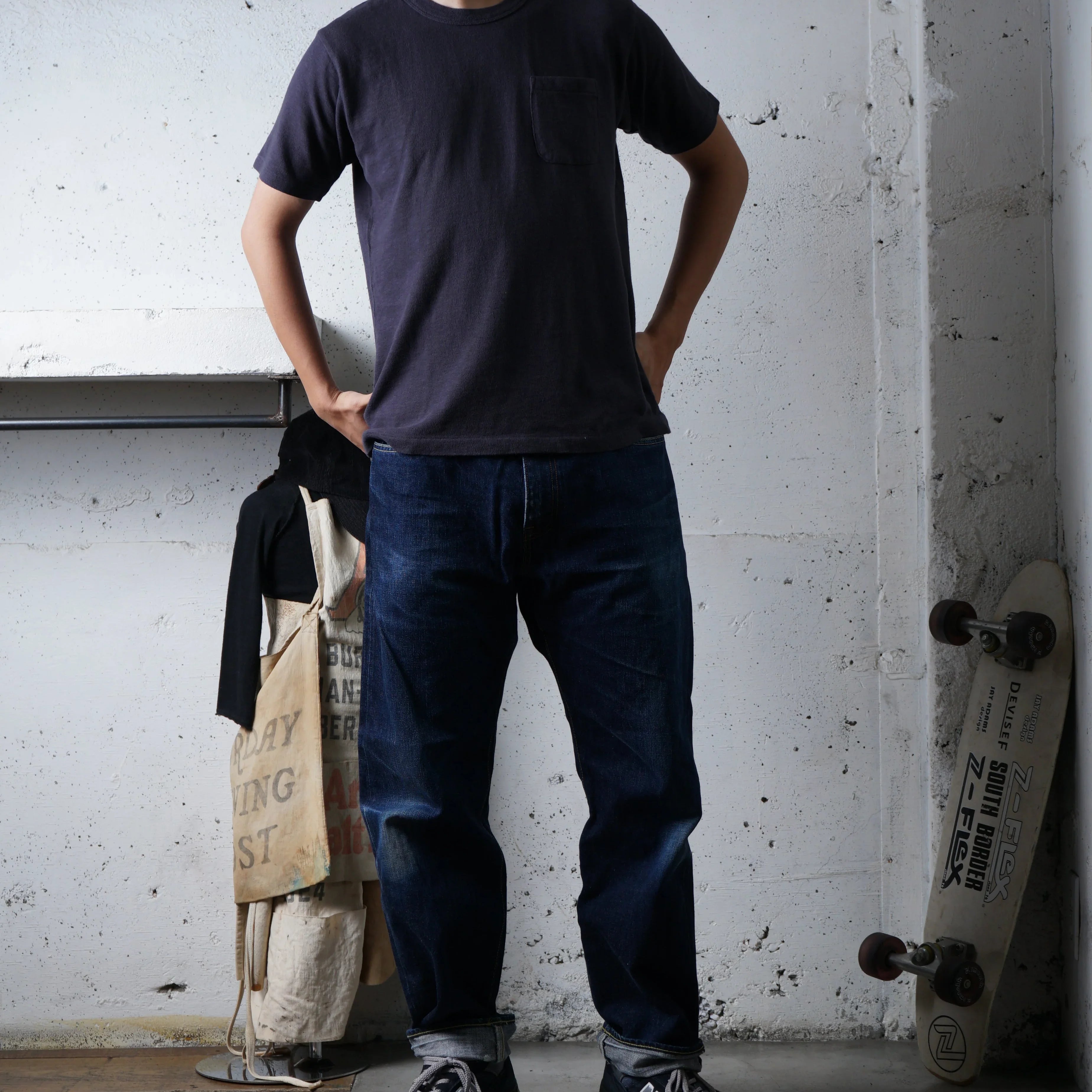Cotton Pocket Tshirt - DEVISE FACTORY
