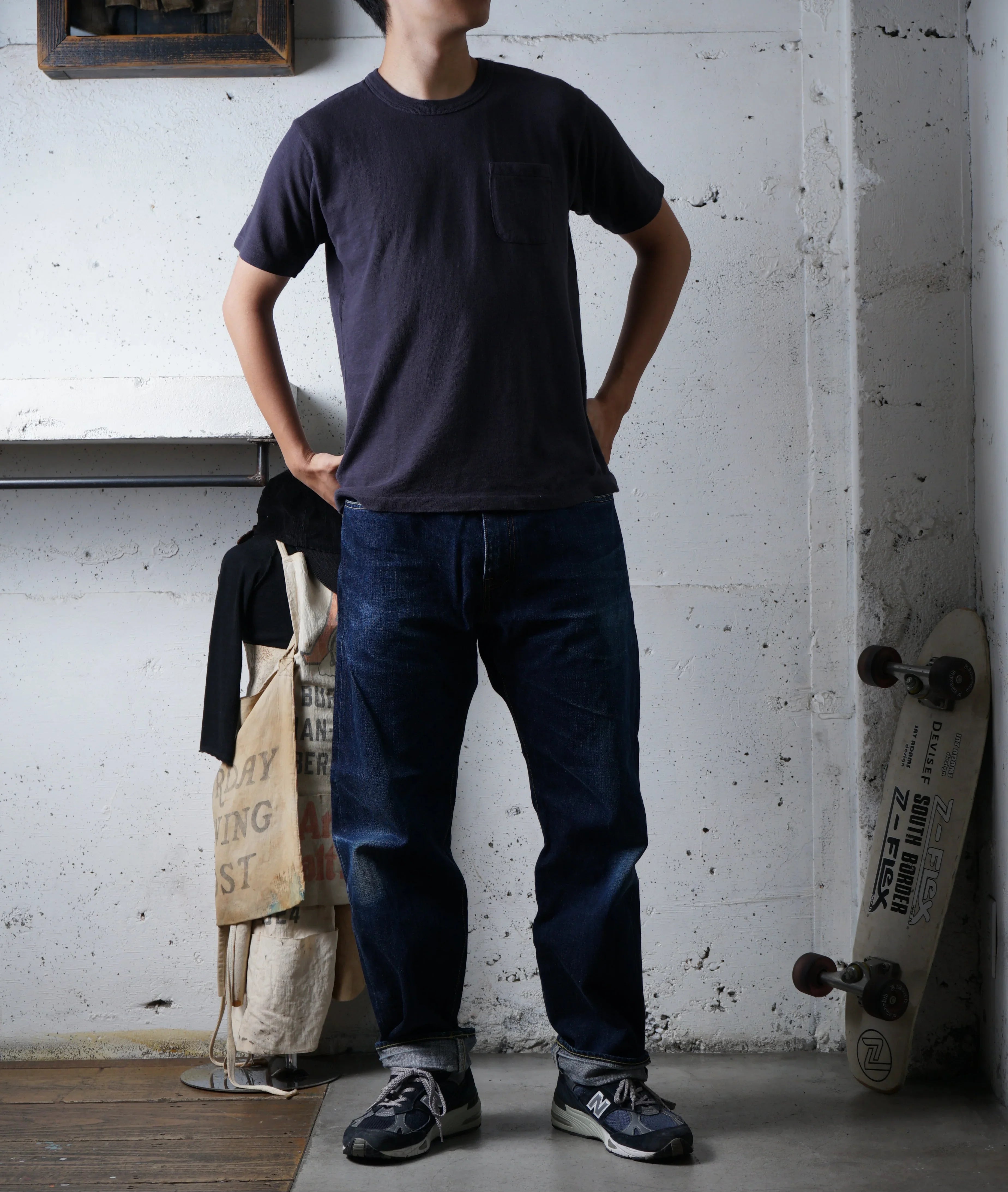 Cotton Pocket Tshirt - DEVISE FACTORY