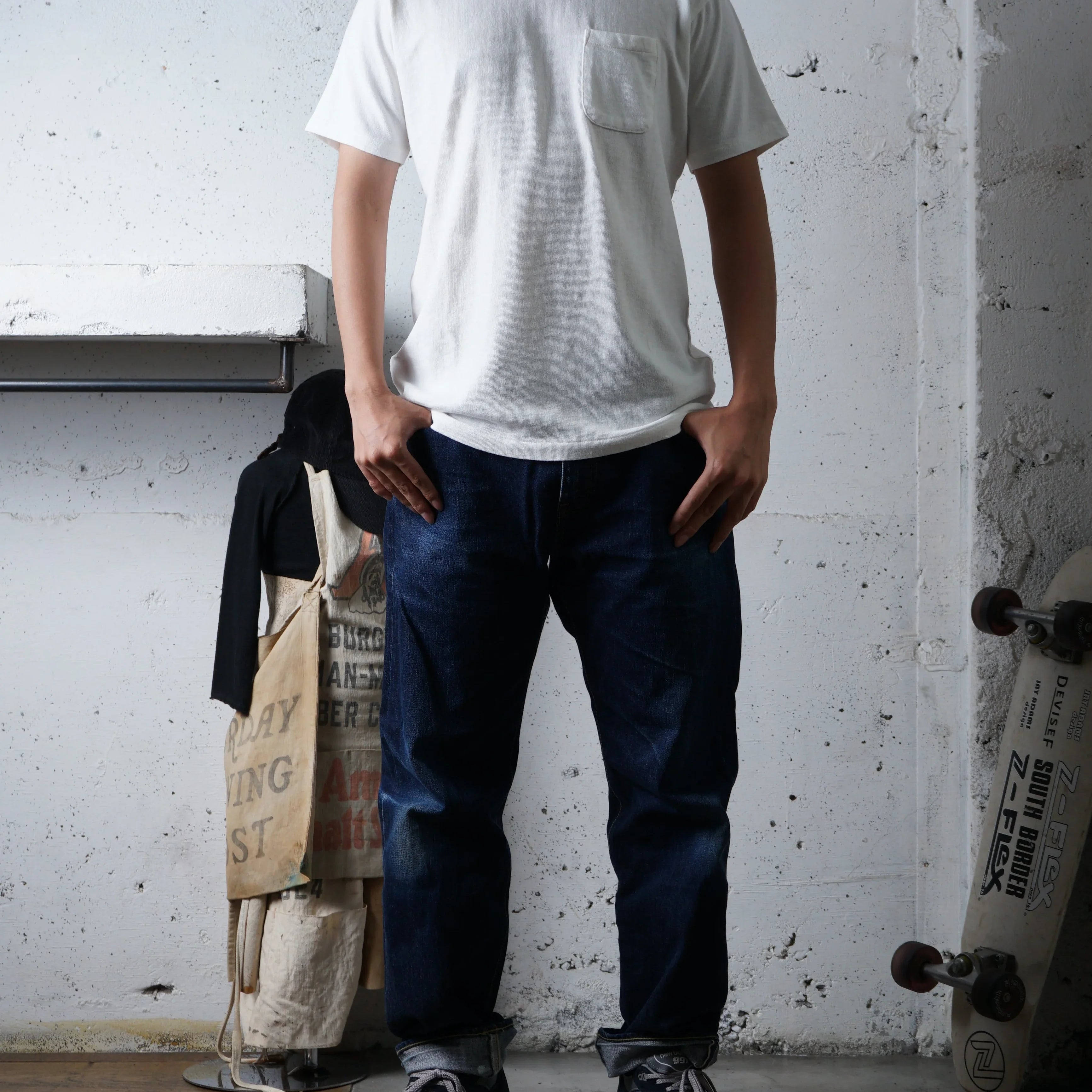 Cotton Pocket Tshirt - DEVISE FACTORY