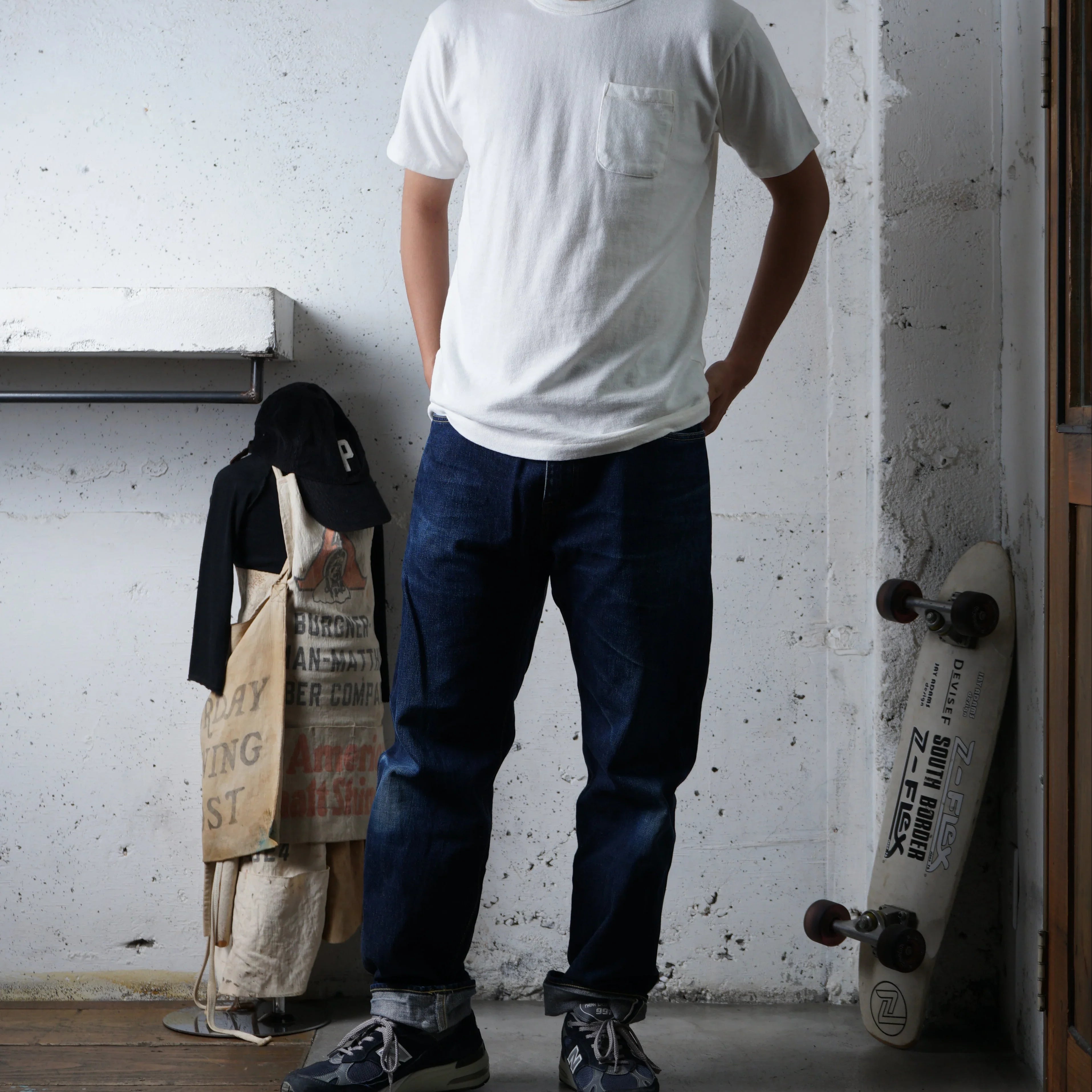 Cotton Pocket Tshirt - DEVISE FACTORY