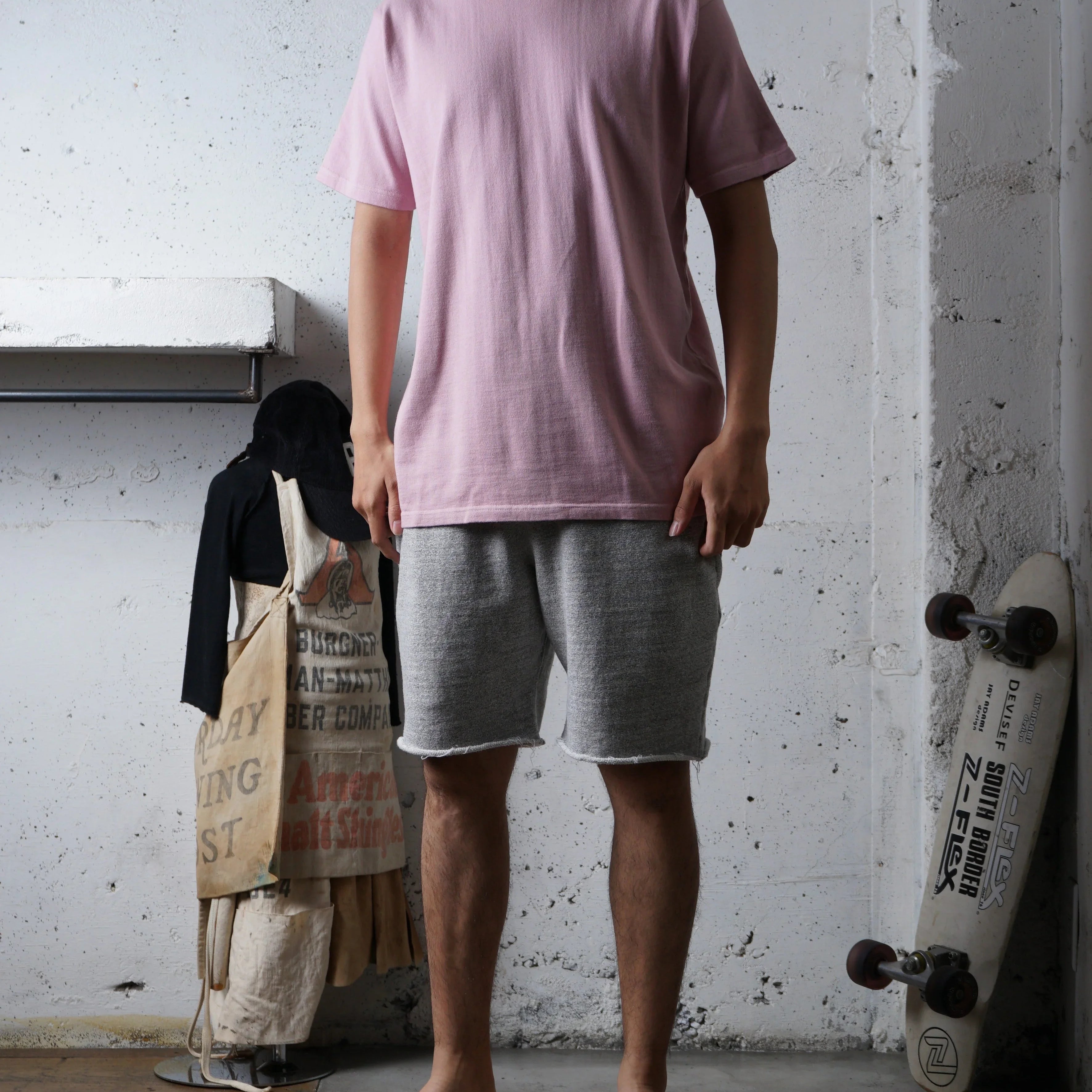 Cotton Cut-Off Shorts with Zip Pocket - DEVISE FACTORY