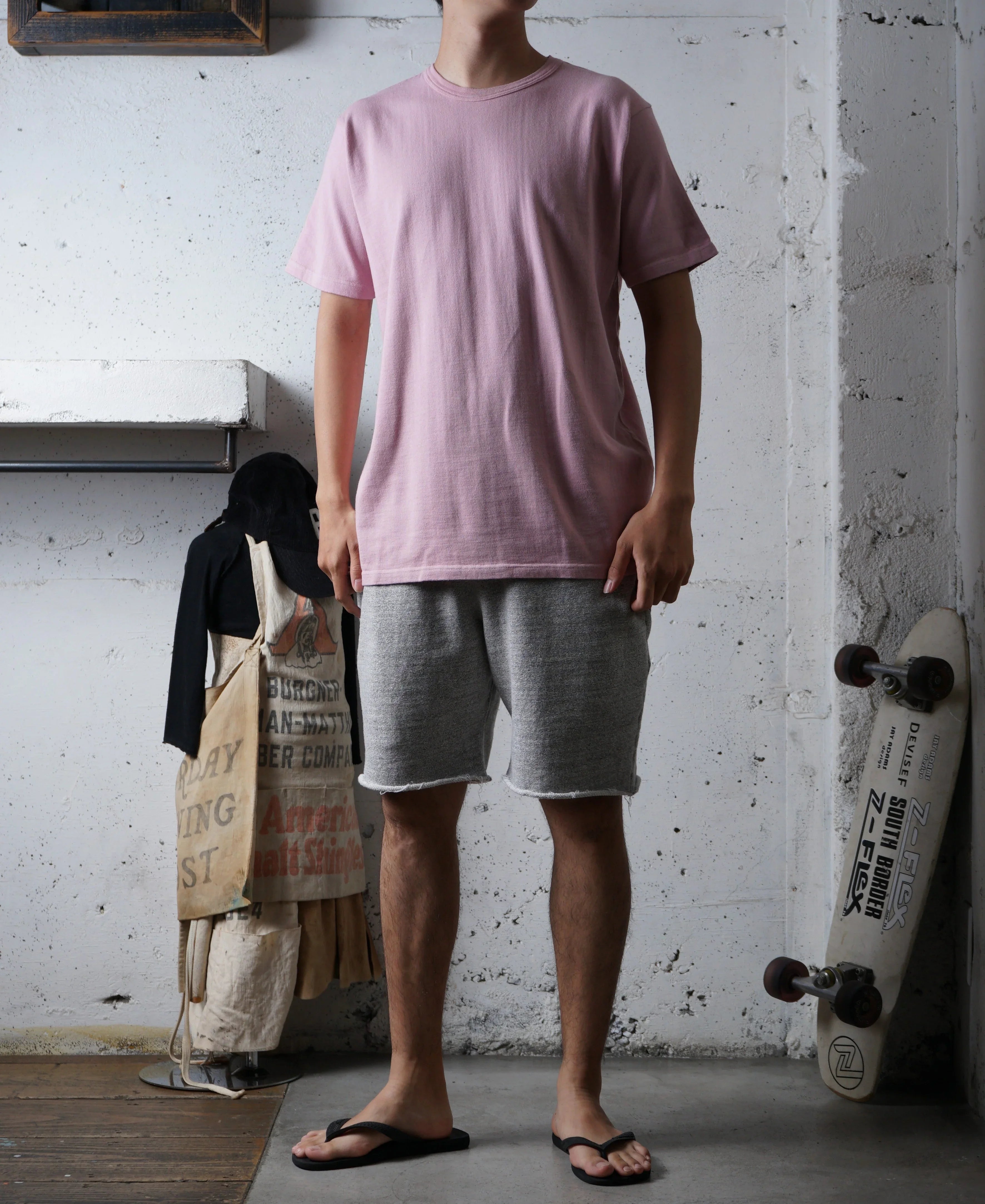 Cotton Cut-Off Shorts with Zip Pocket - DEVISE FACTORY