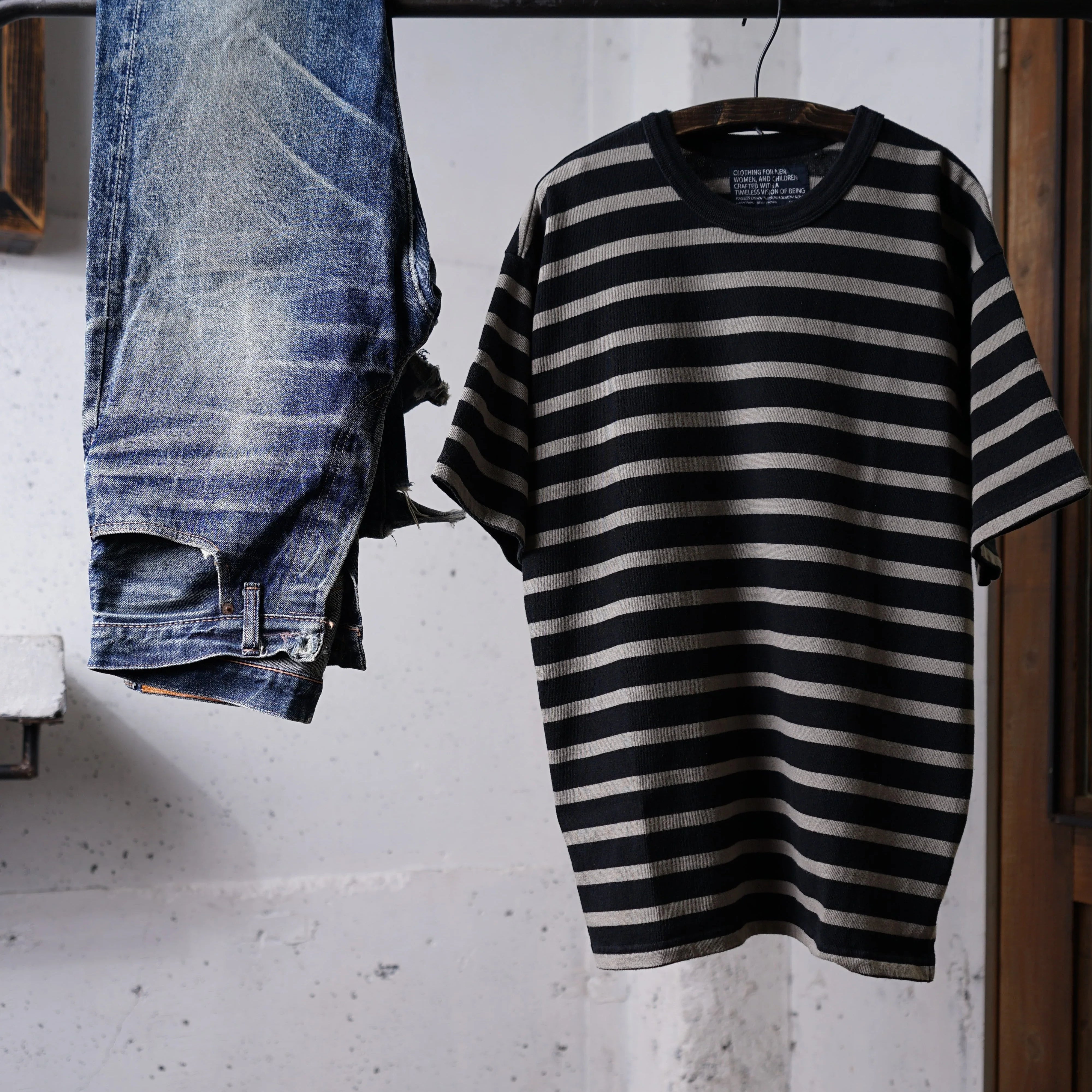 Cotton Relax Border Tshirt - DEVISE FACTORY