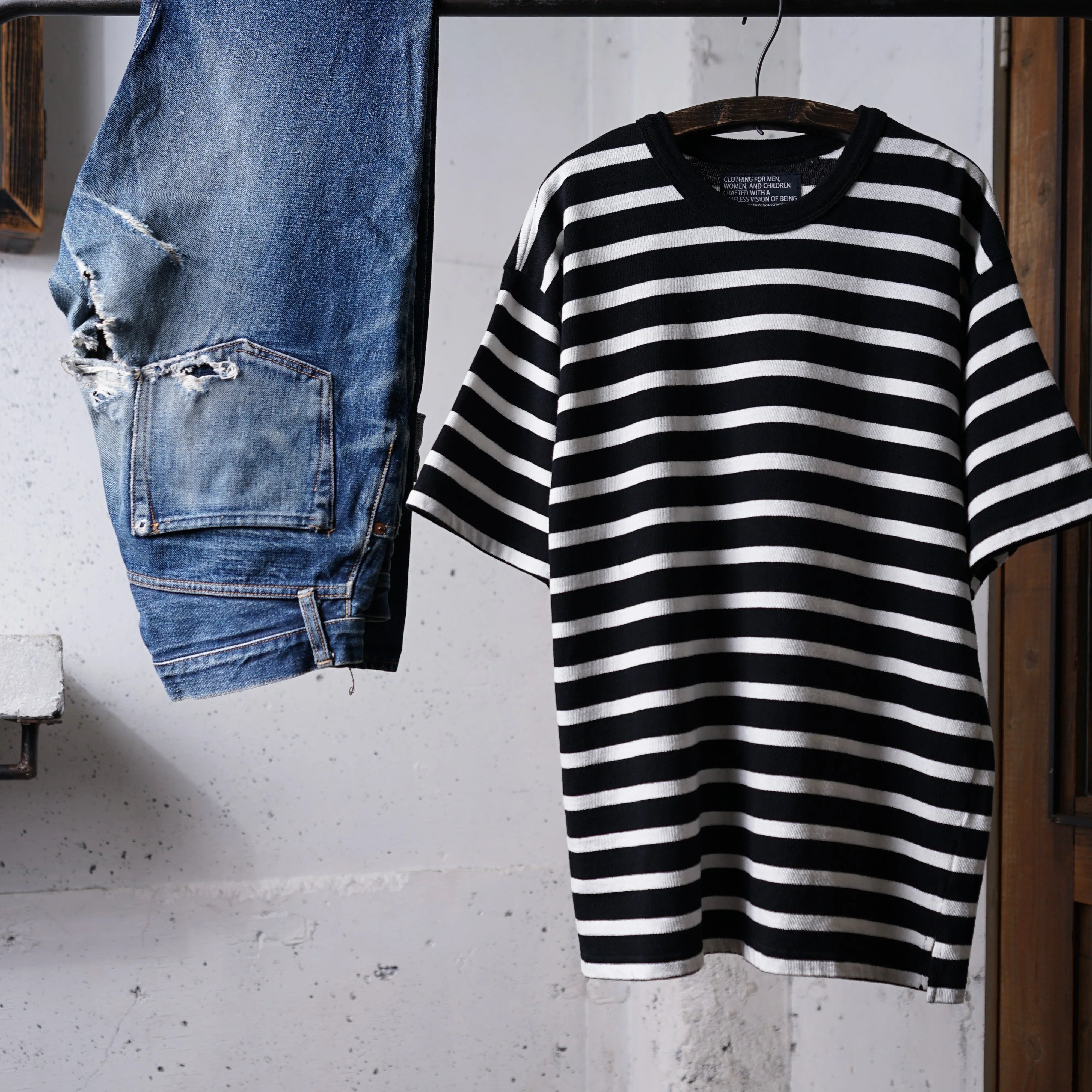 Cotton Relax Border Tshirt - DEVISE FACTORY