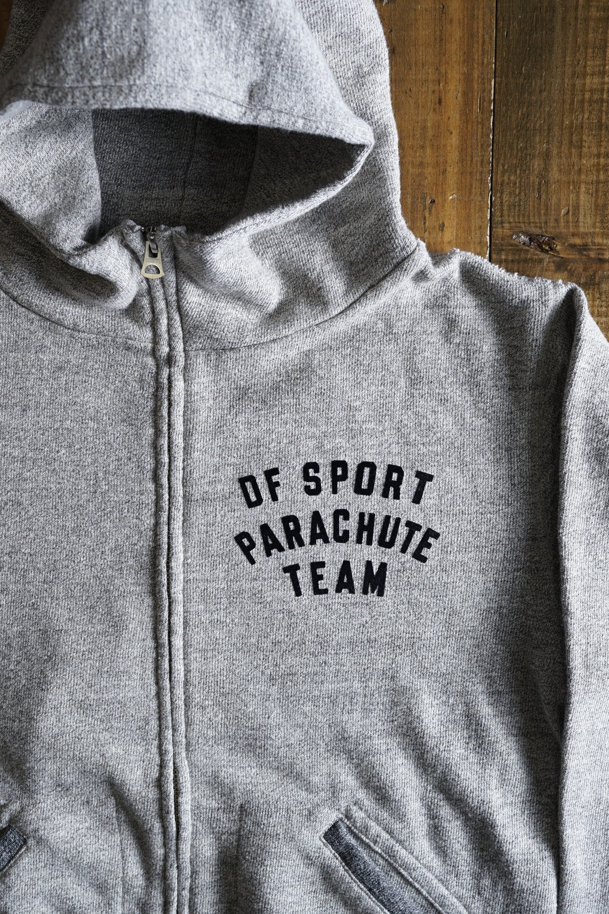 ディバイスファクトリー | パーカー ジップアップ 2色の配色