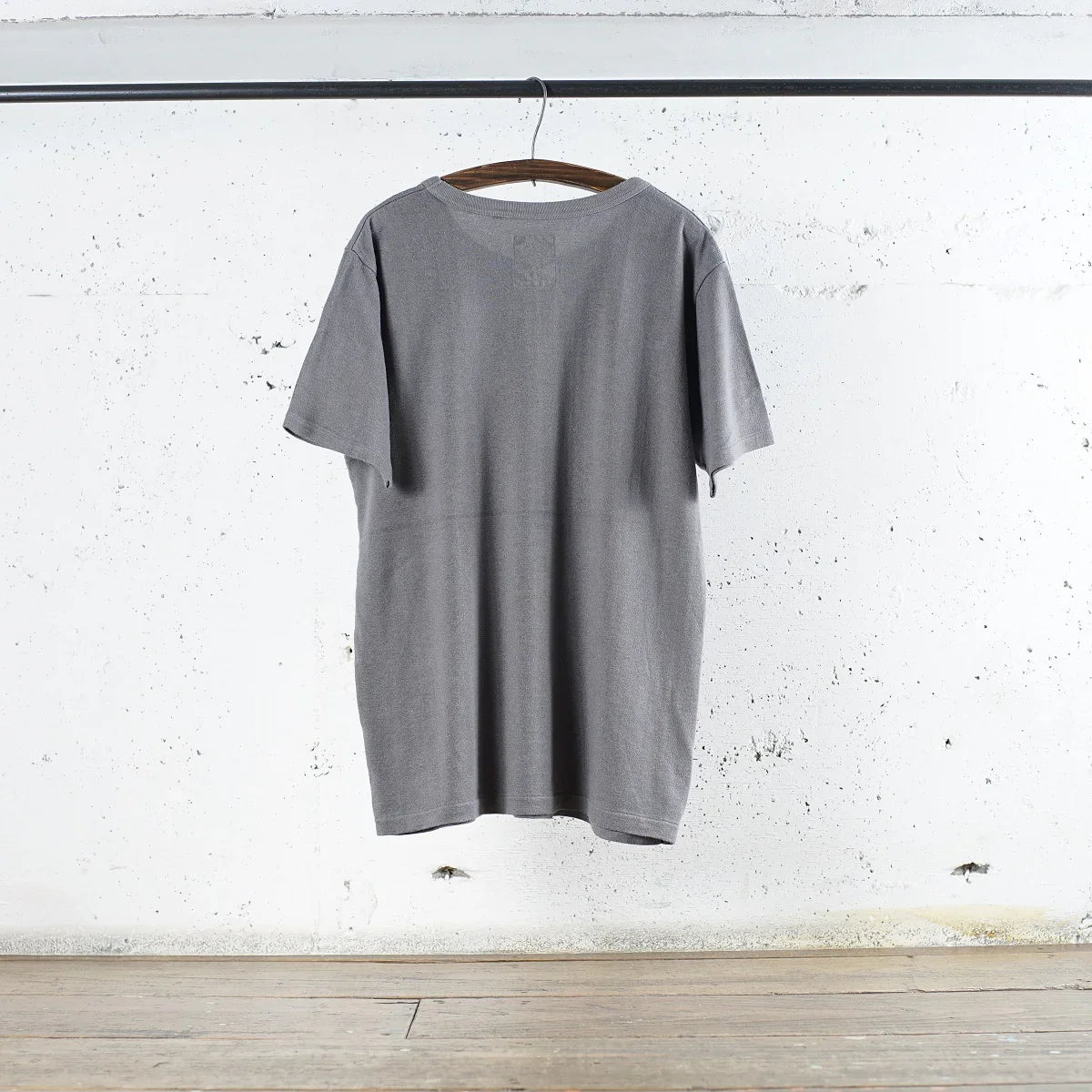 Cotton Rayon Tshirt with Label - DEVISE FACTORY
