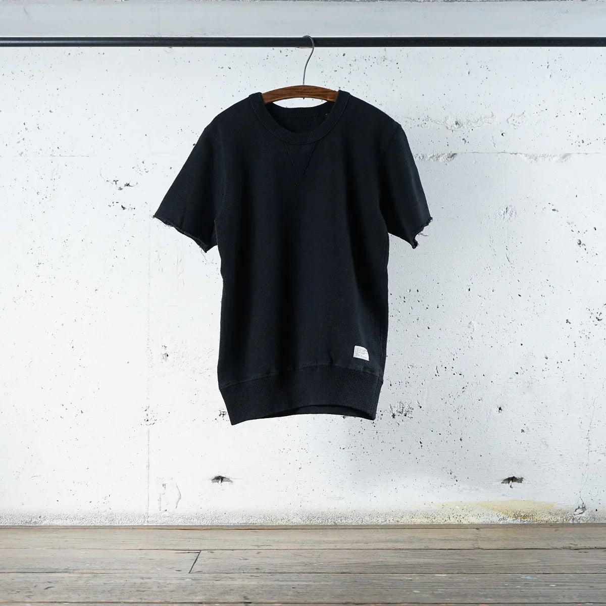 Cotton Cut Off  S/S Sweat Tshirt with label - DEVISE FACTORY