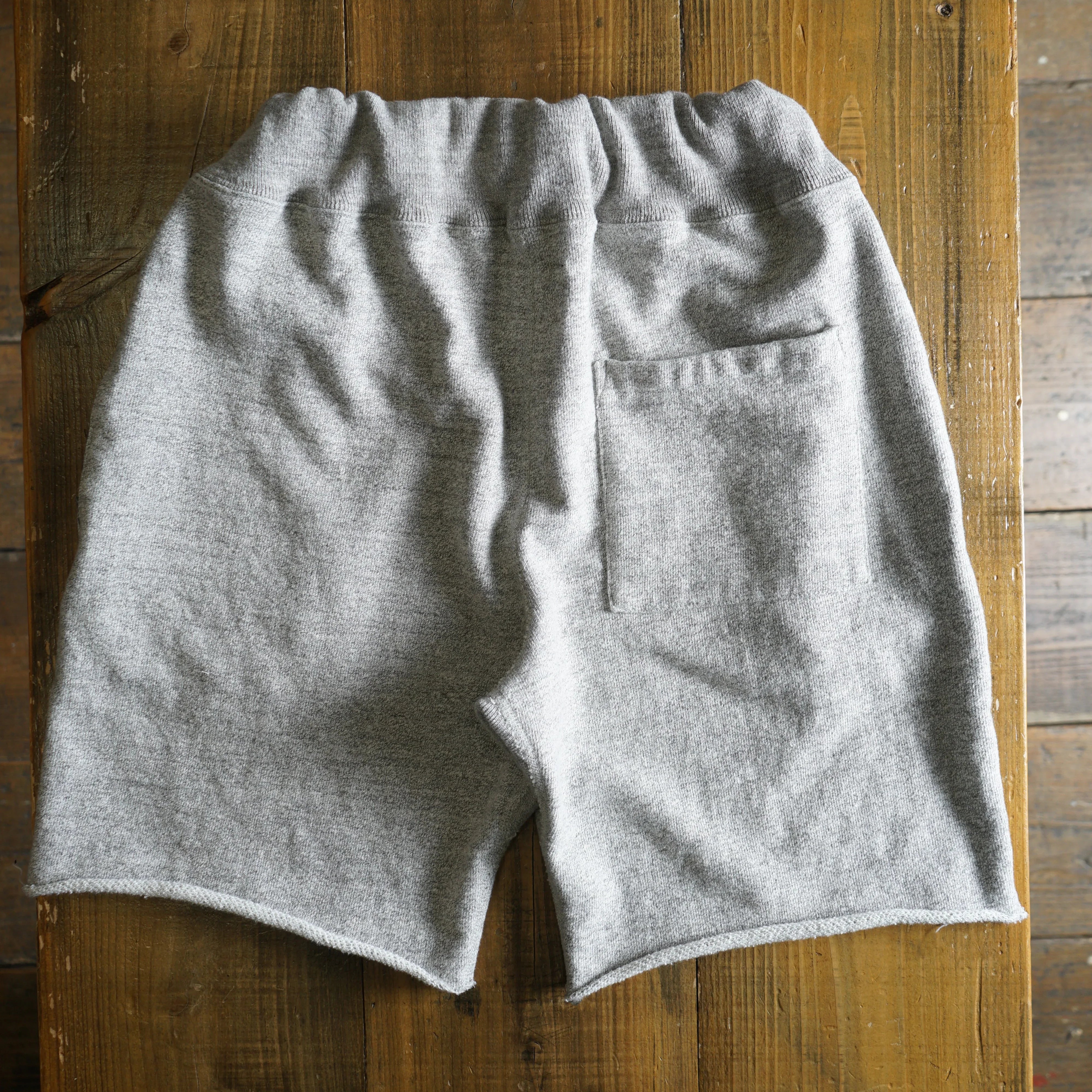 Cotton Cut-Off Shorts with Zip Pocket - DEVISE FACTORY
