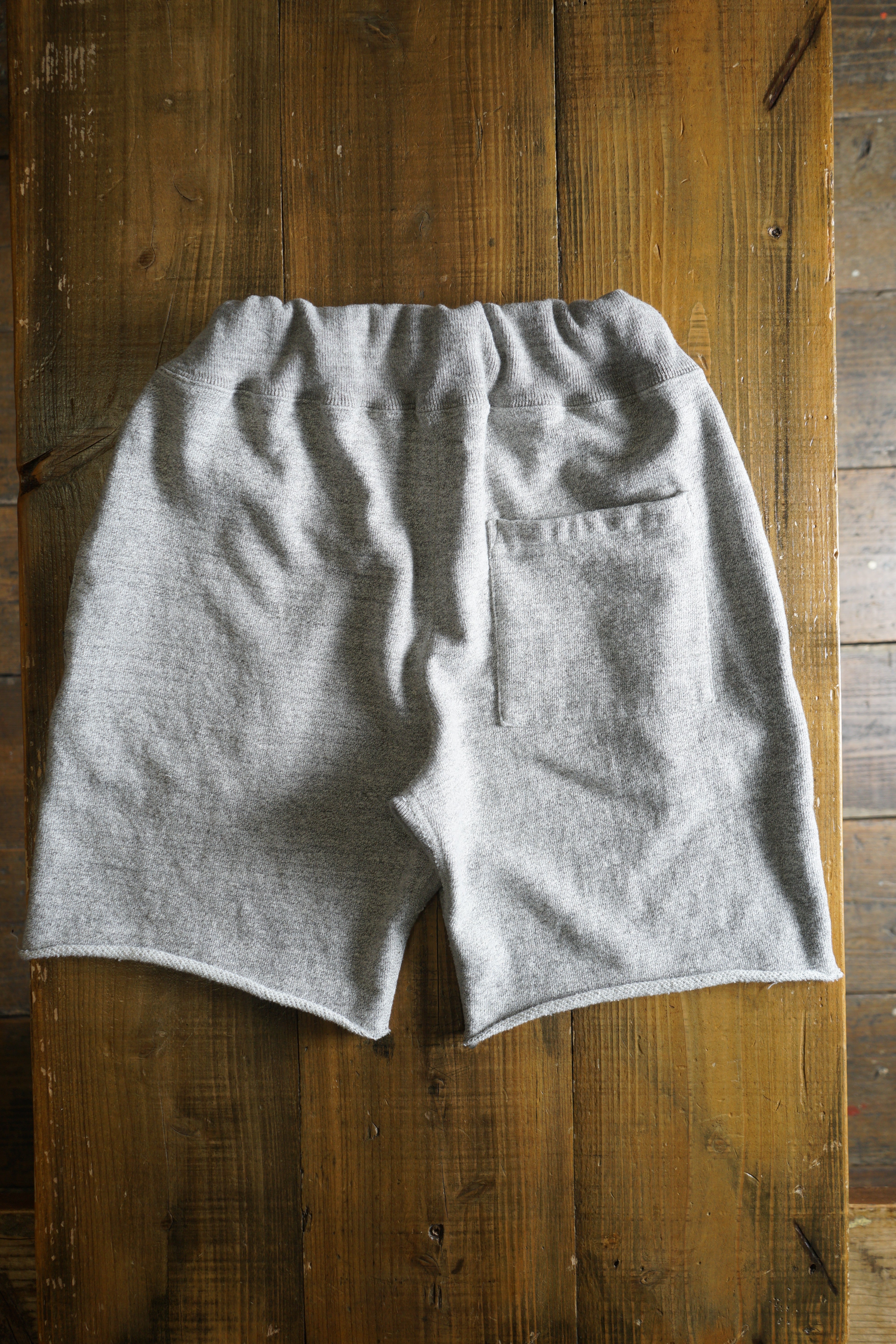 Cotton Cut-Off Shorts with Zip Pocket - DEVISE FACTORY