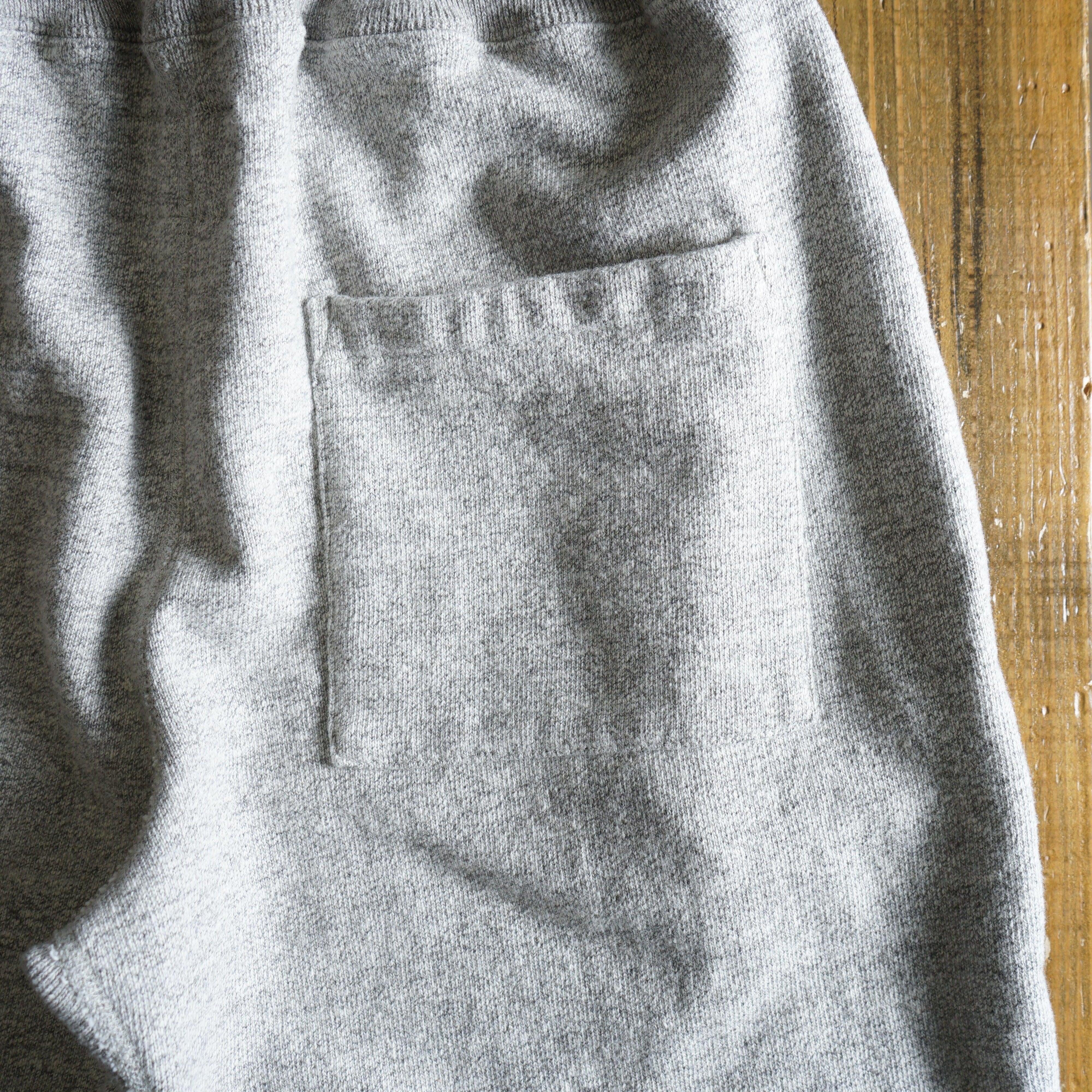Cotton Cut-Off Shorts with Zip Pocket - DEVISE FACTORY