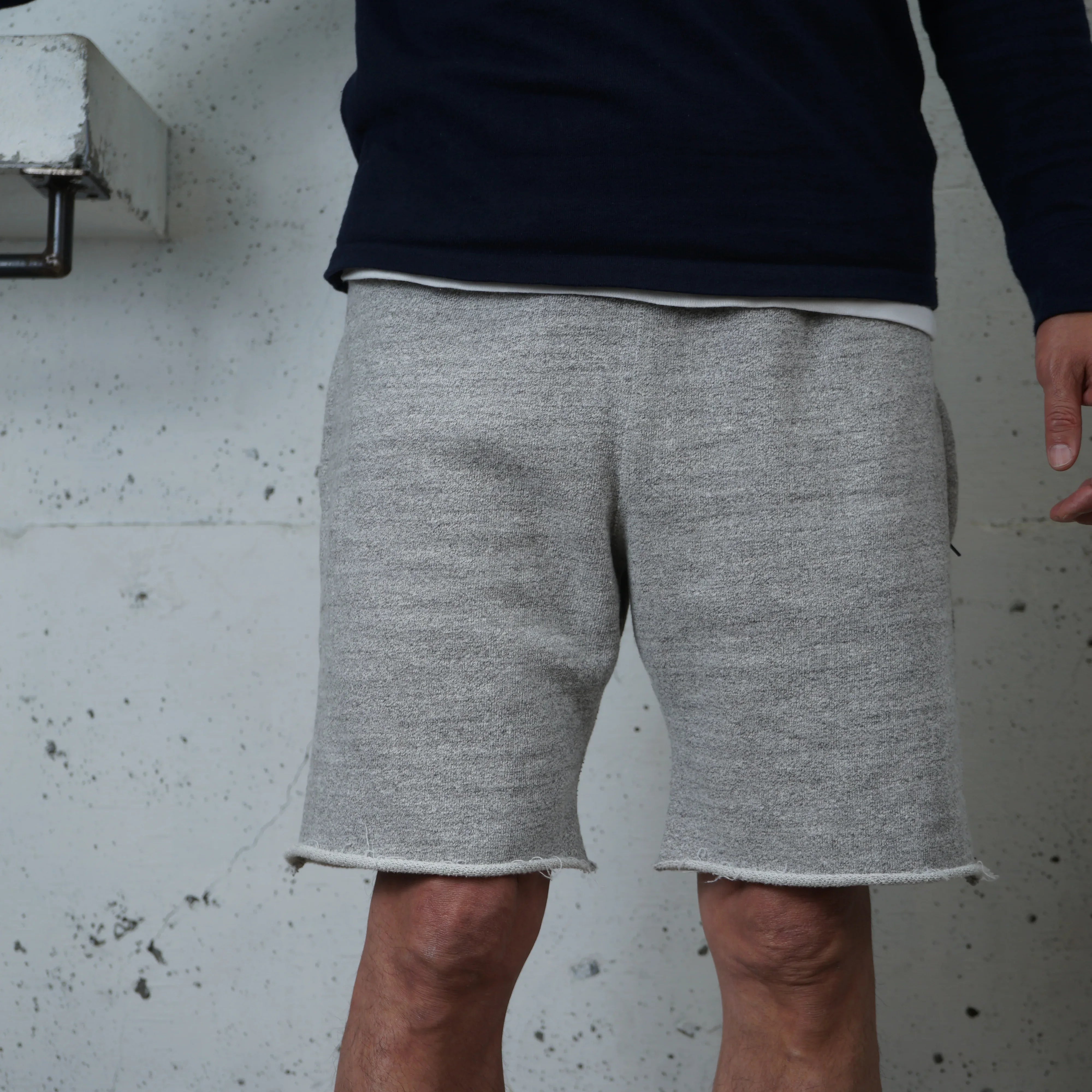 Cotton Cut-Off Shorts with Zip Pocket - DEVISE FACTORY
