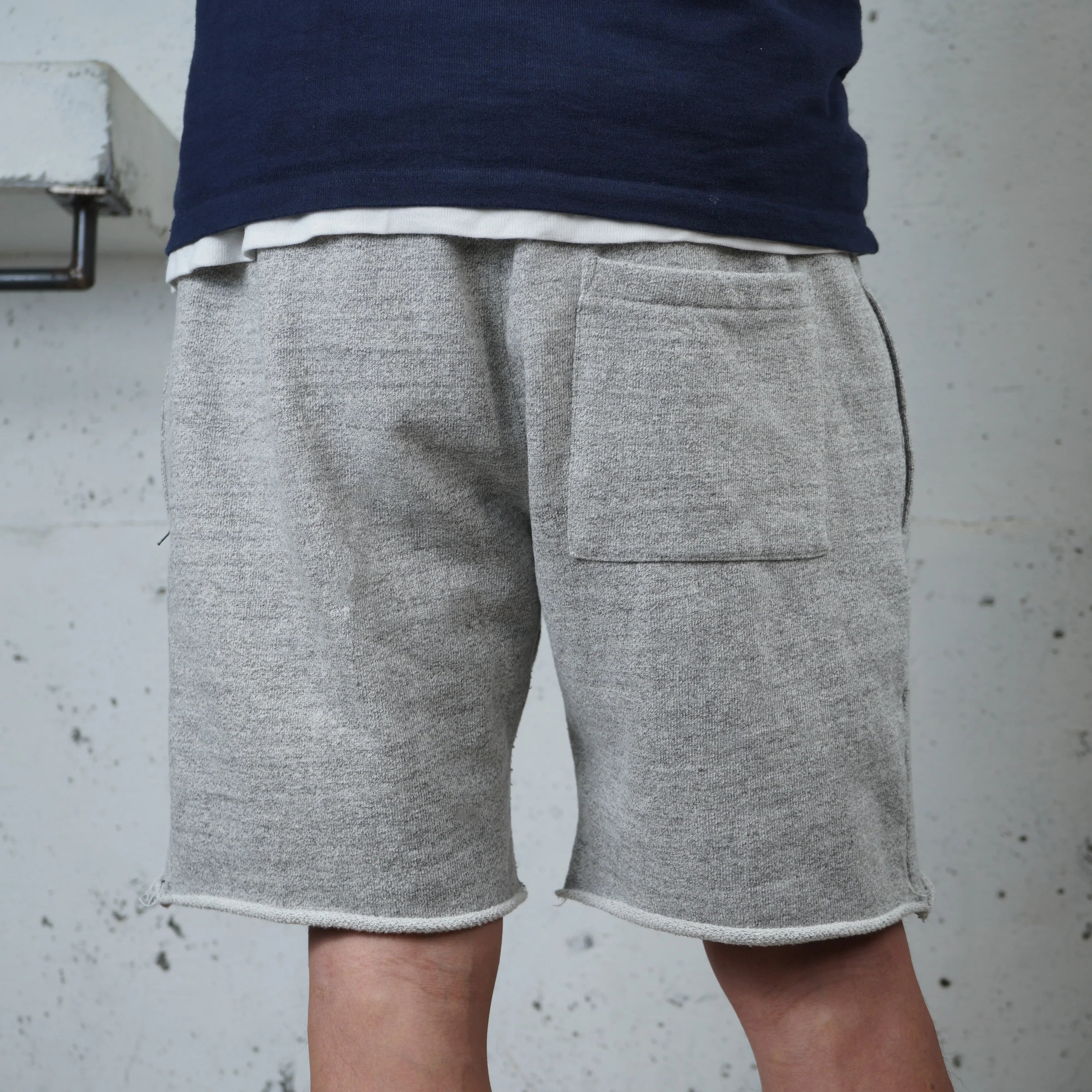 Cotton Cut-Off Shorts with Zip Pocket - DEVISE FACTORY