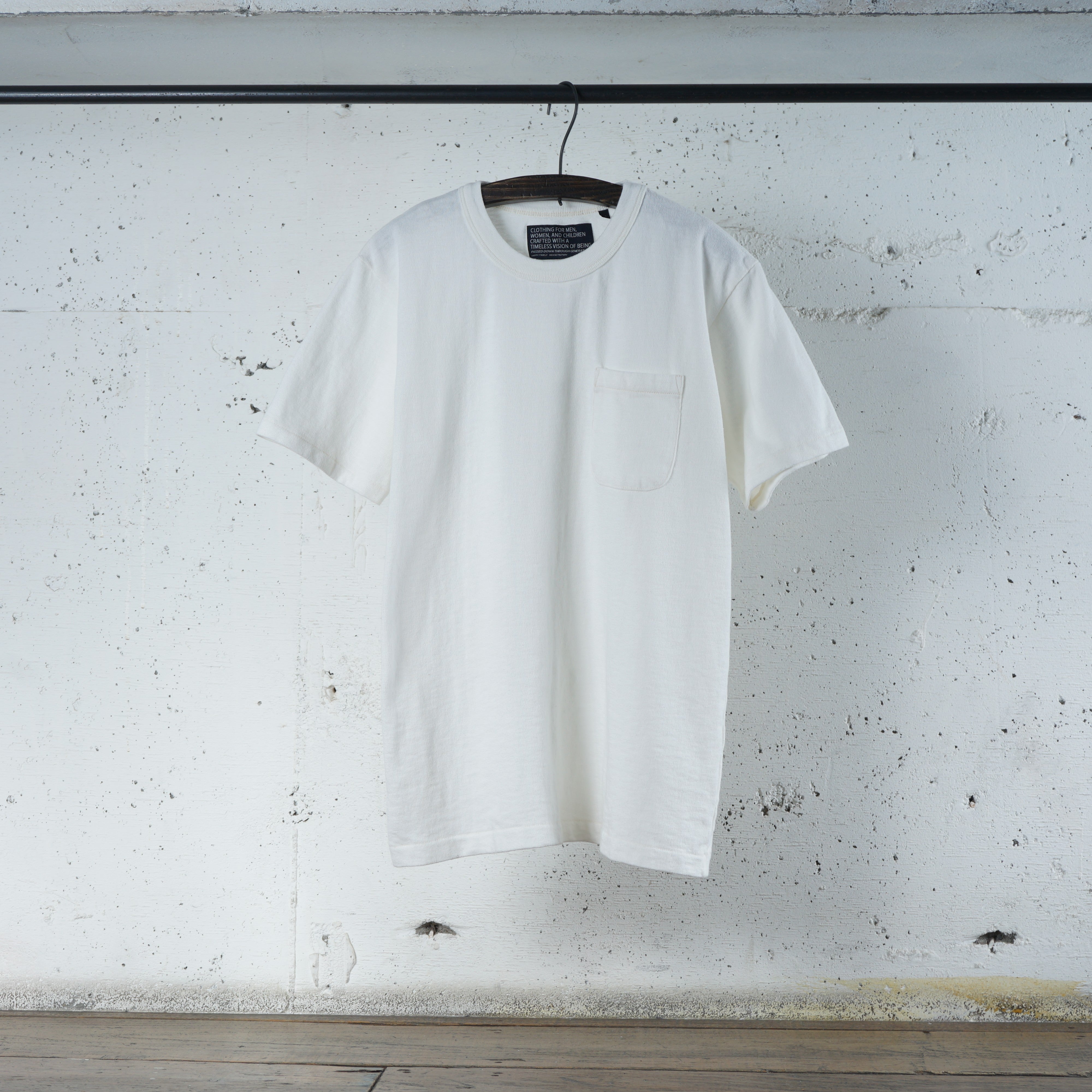 Cotton Pocket Tshirt - DEVISE FACTORY