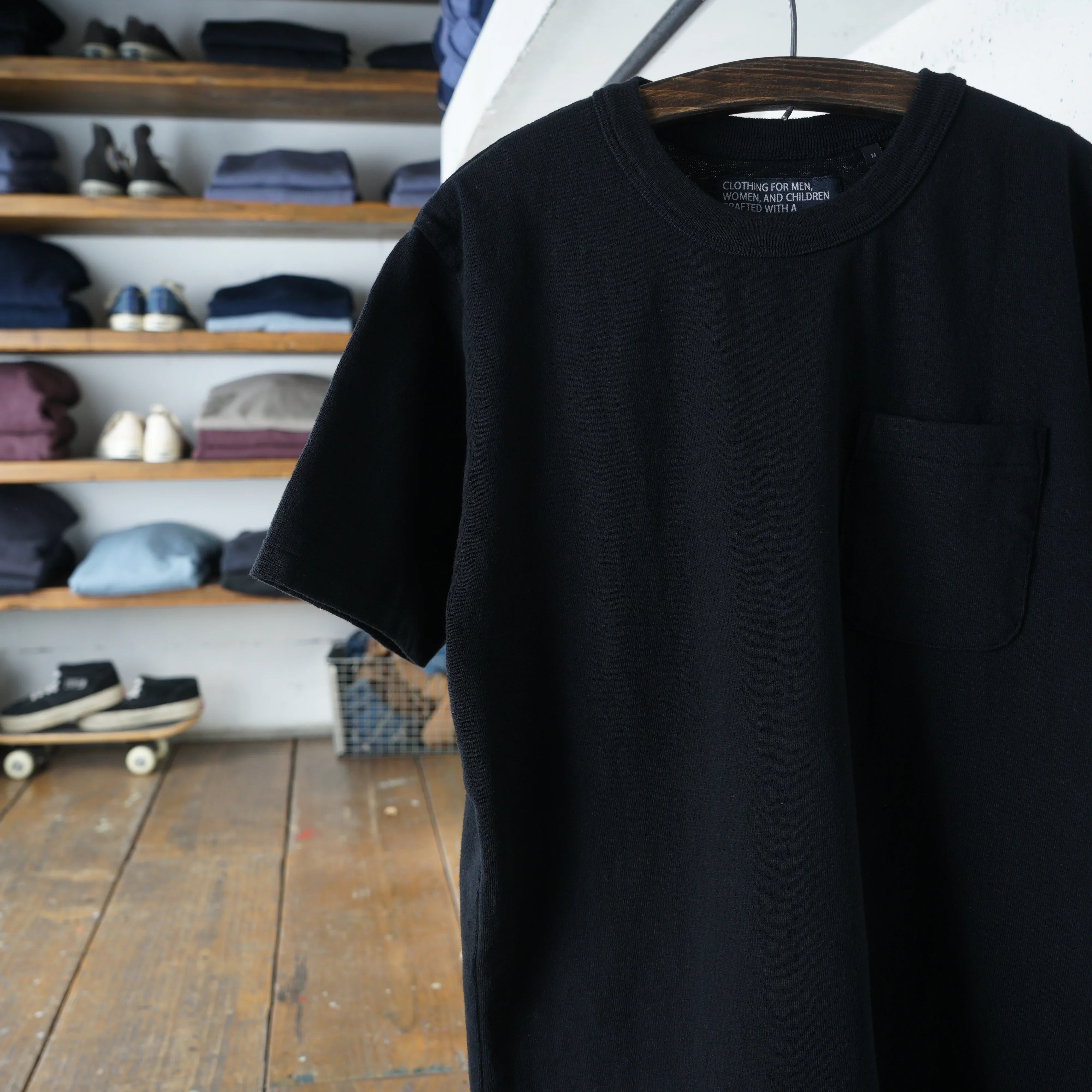 Cotton Pocket Tshirt - DEVISE FACTORY