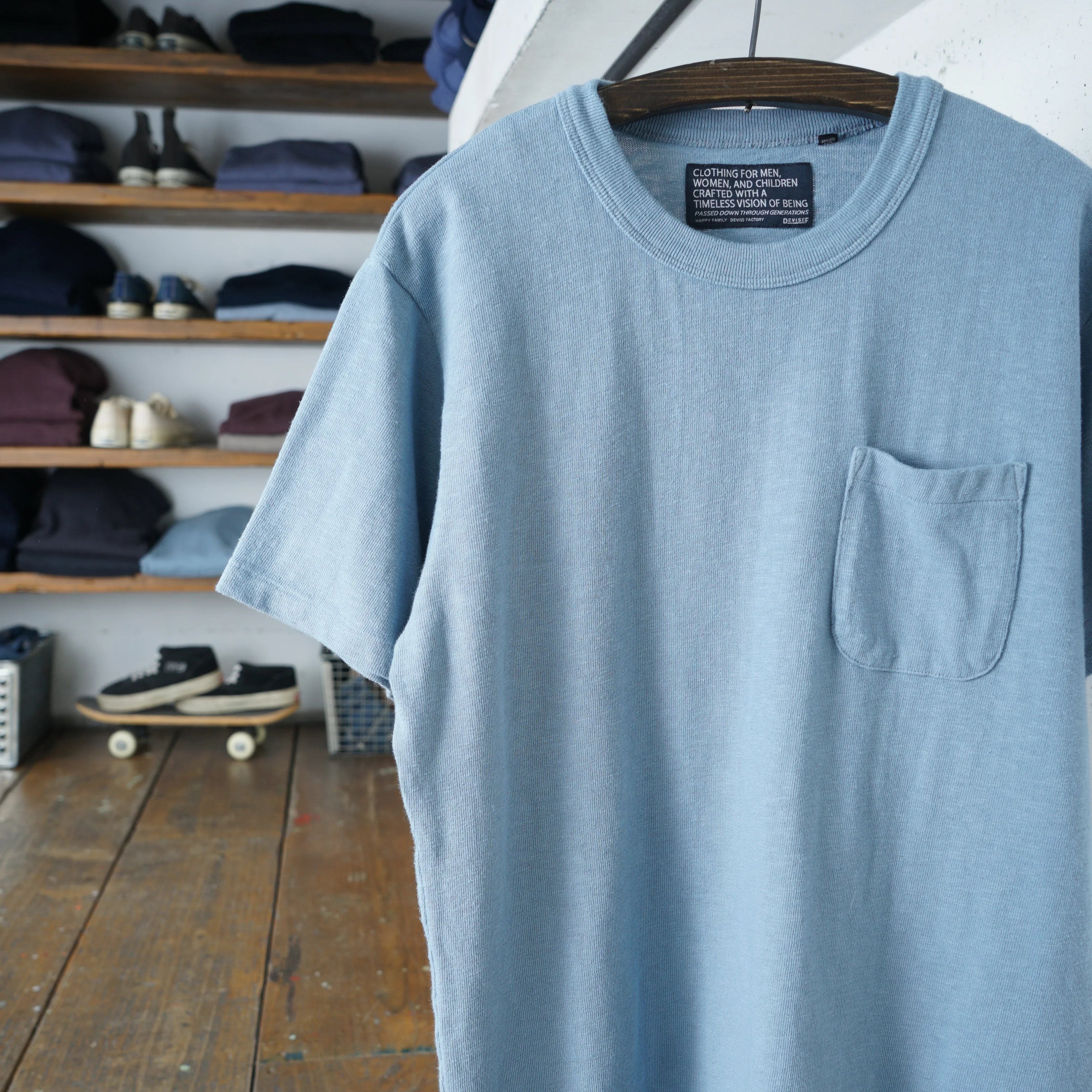 Cotton Pocket Tshirt - DEVISE FACTORY