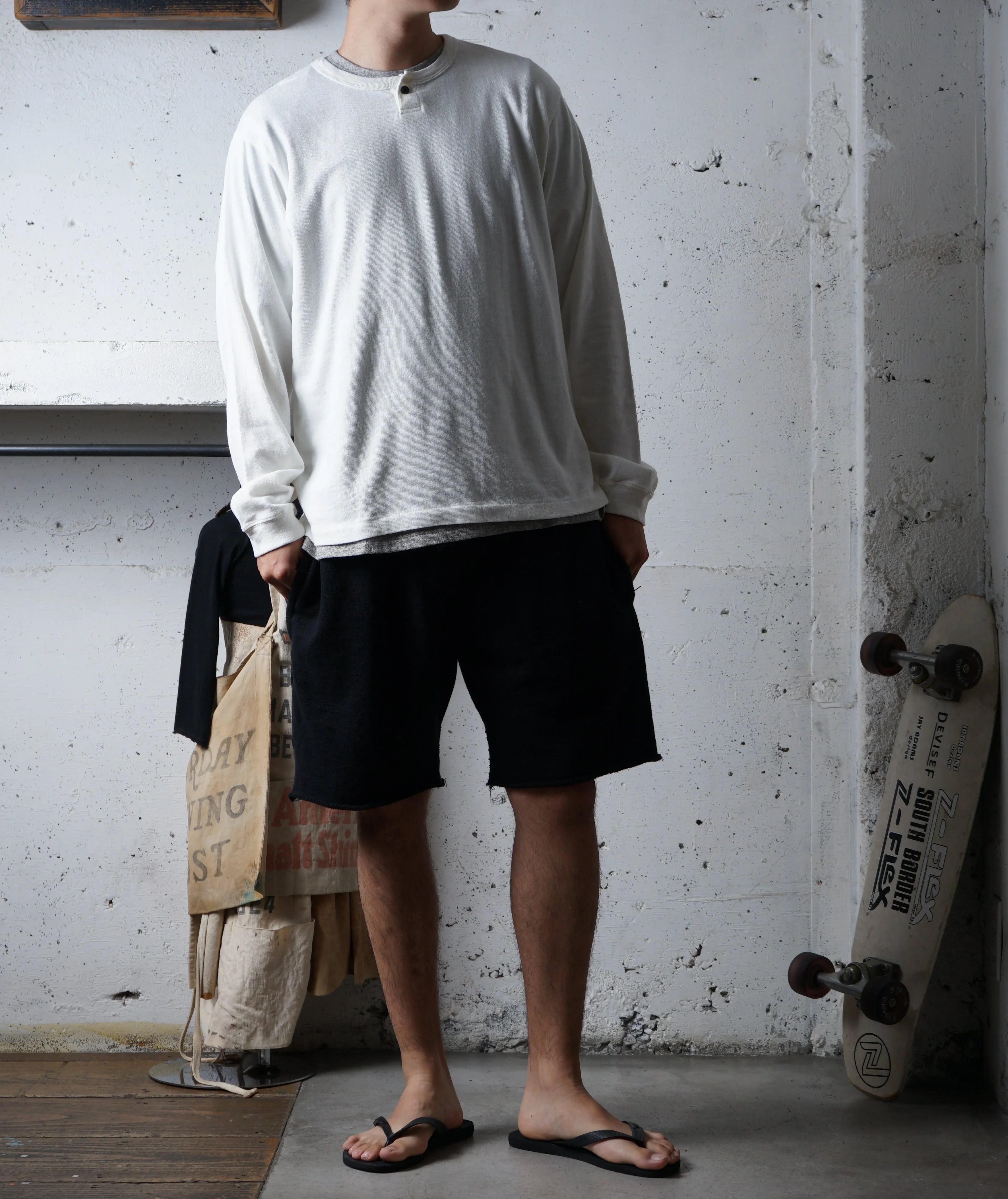 Cotton Relaxed Henley Long Sleeve Tshirt - DEVISE FACTORY