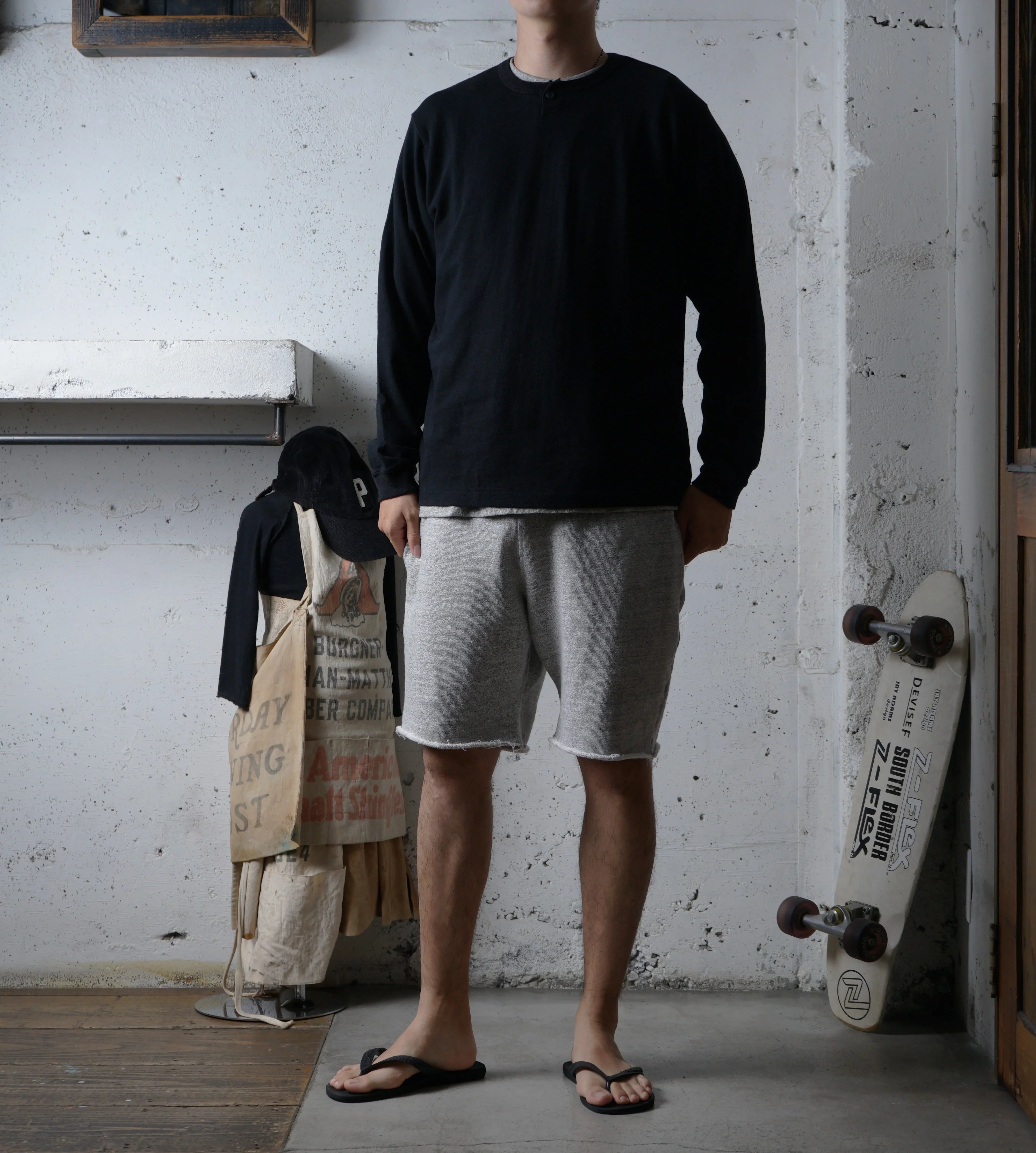 Cotton Relaxed Henley Long Sleeve Tshirt - DEVISE FACTORY