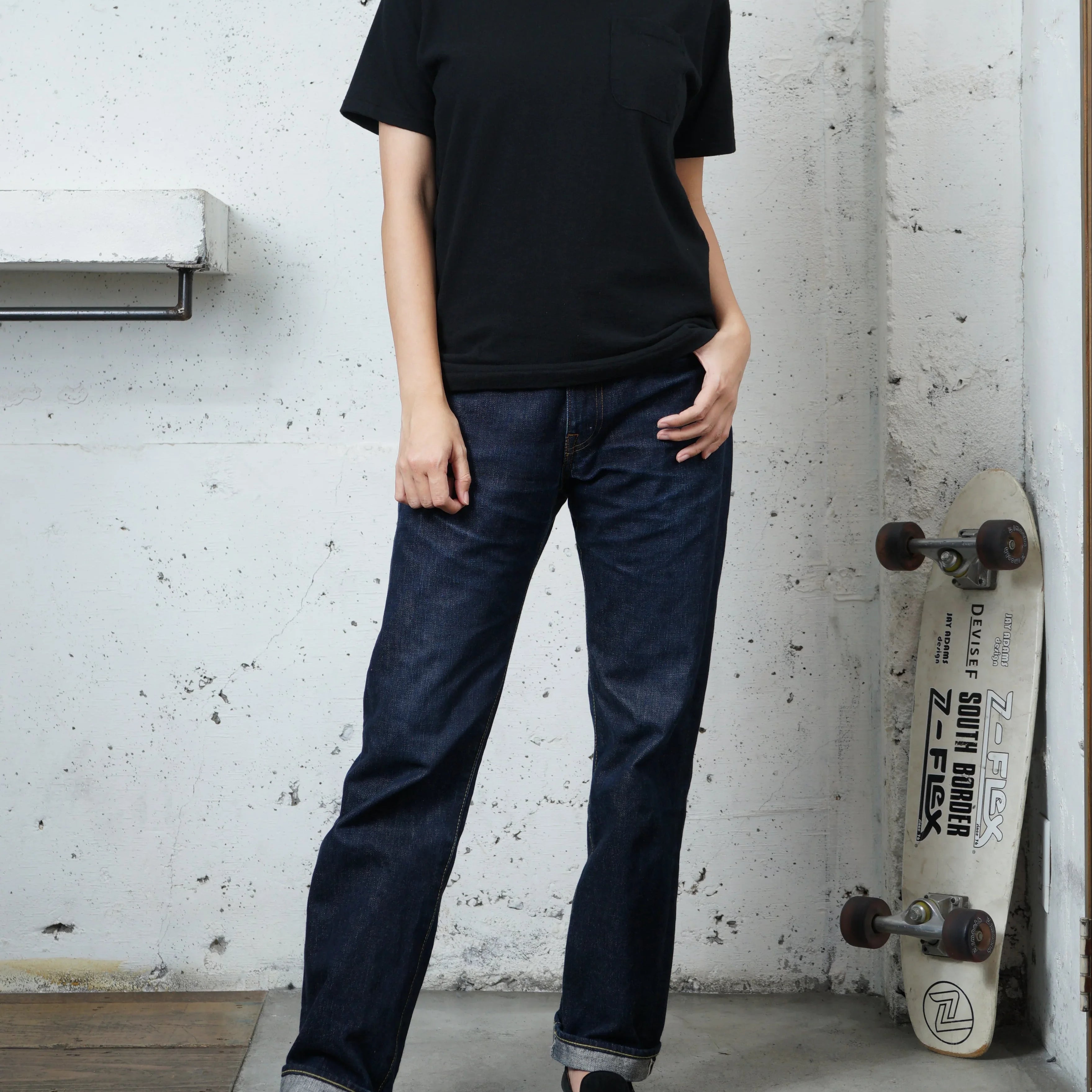 Cotton Pocket Tshirt - DEVISE FACTORY