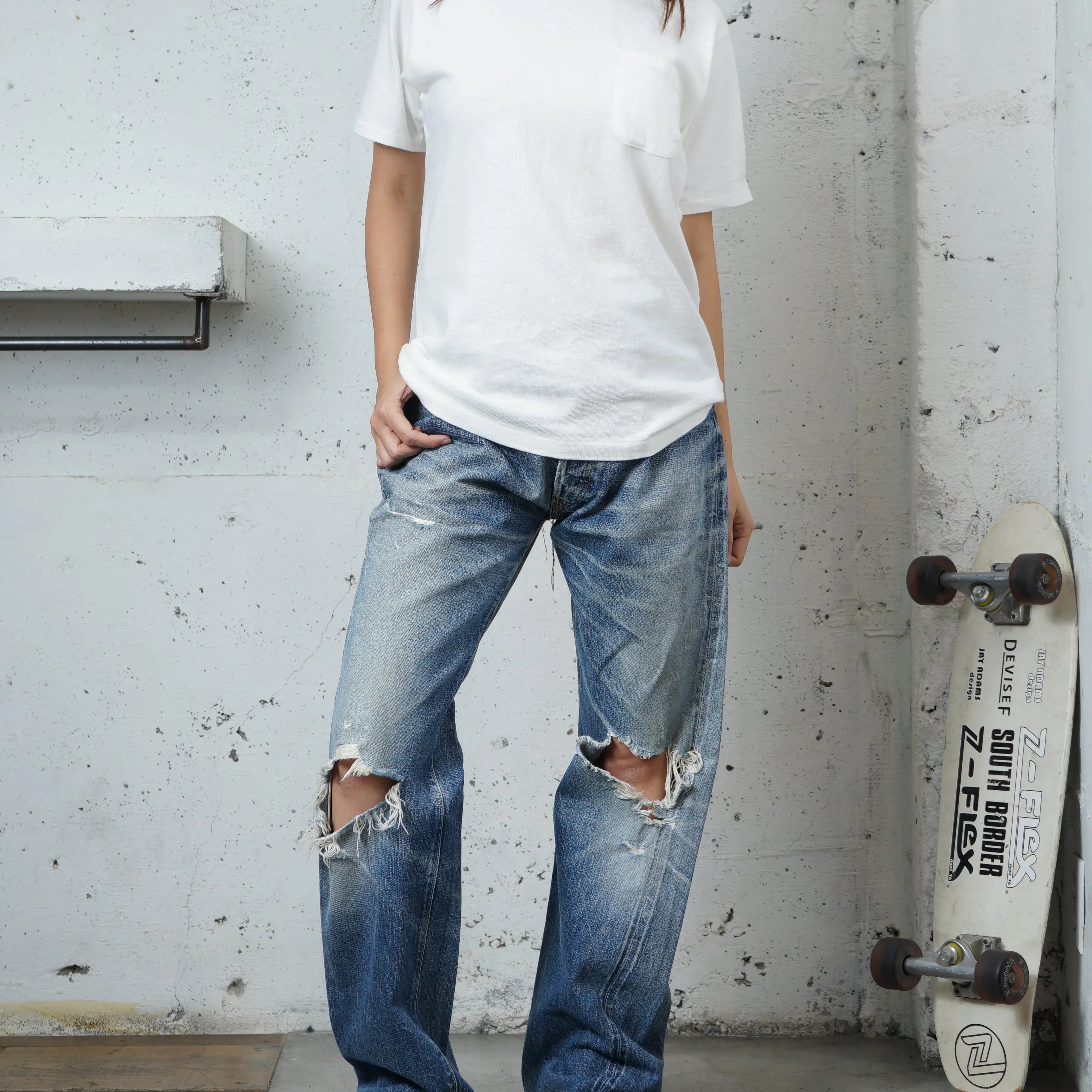 Cotton Pocket Tshirt - DEVISE FACTORY