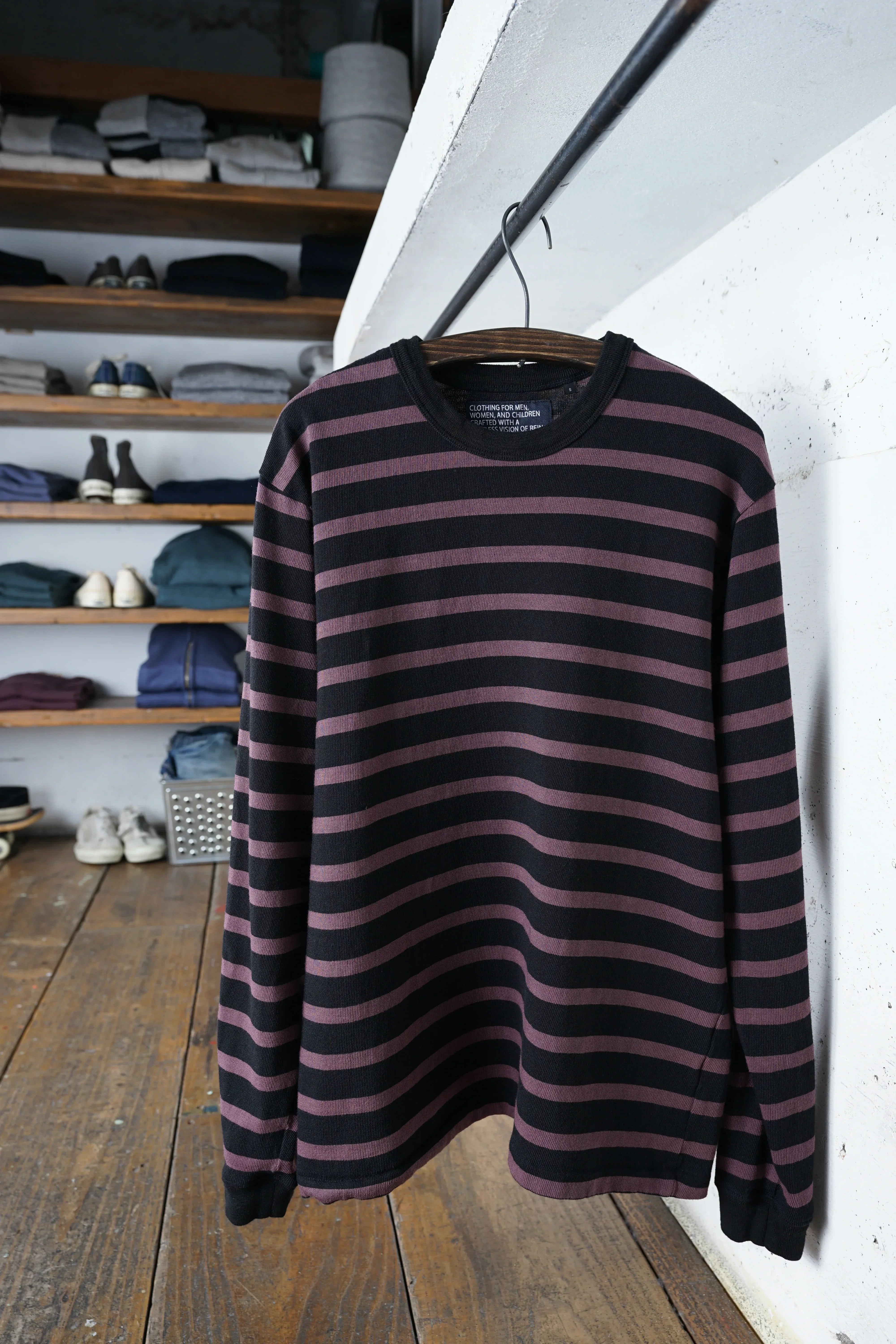 DEVISE FACTORY | exceptionally comfortable striped long T-shirt