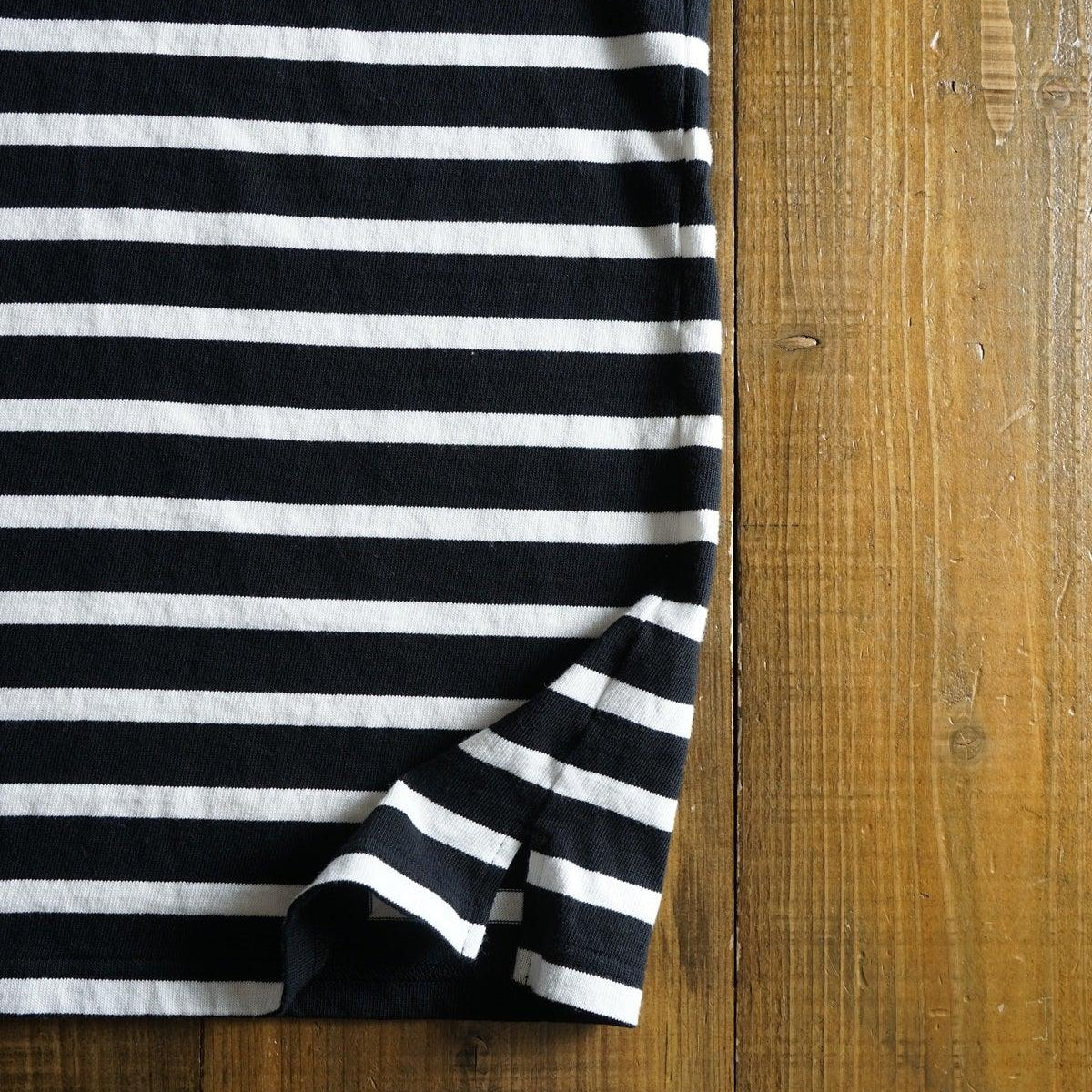 Cotton Relax Border Tshirt - DEVISE FACTORY