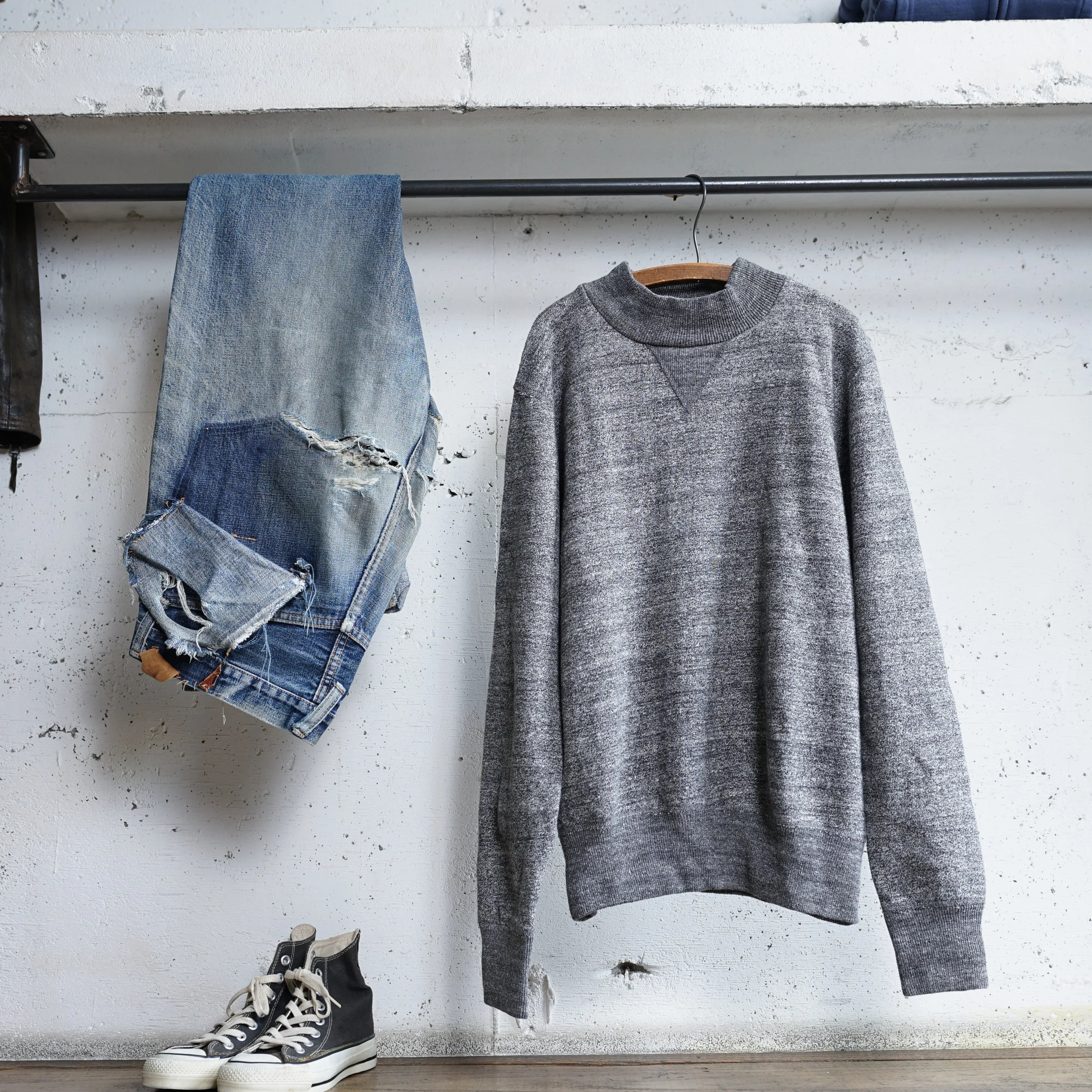 Cotton Relax High Neck Sweatshirt - DEVISE FACTORY