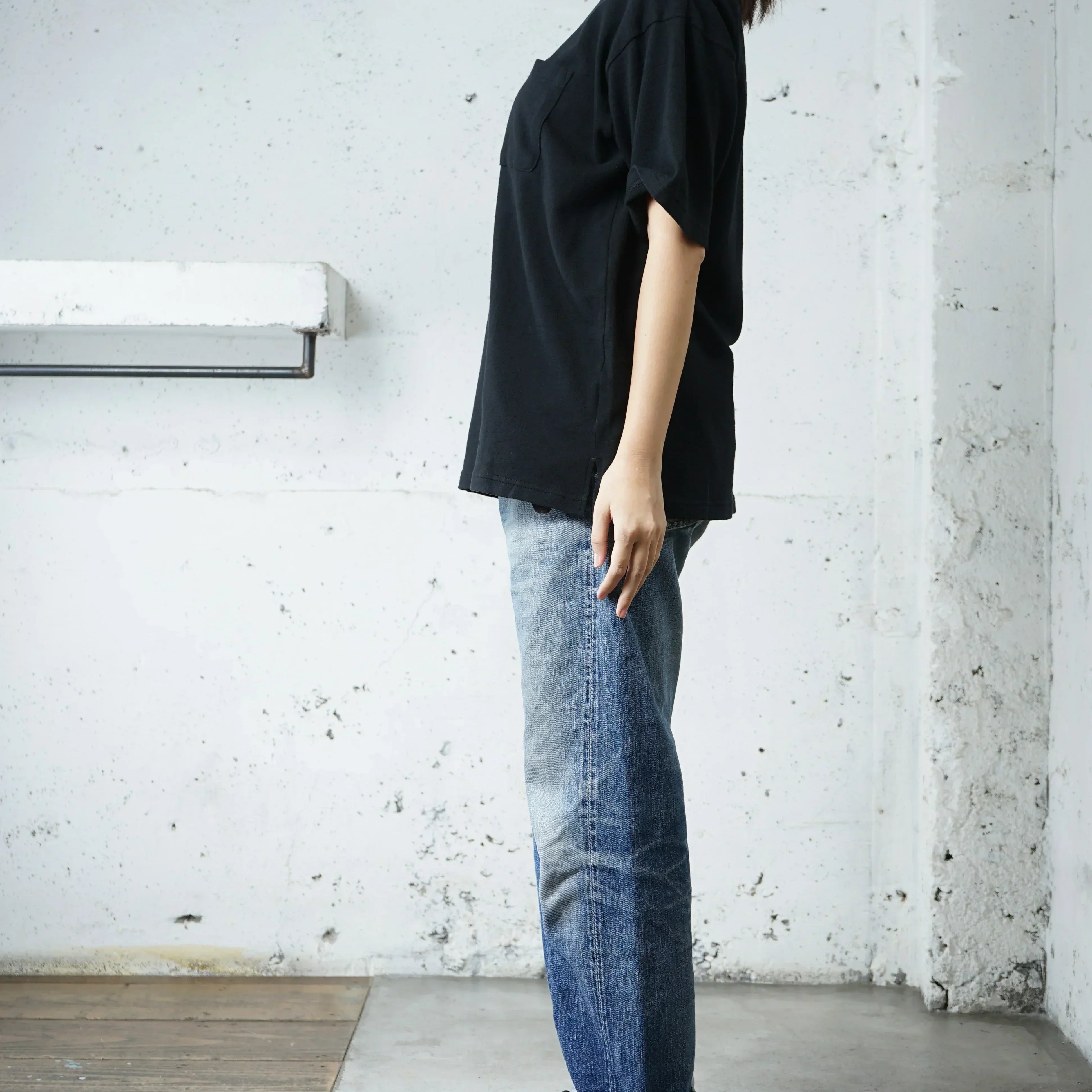 Cotton Wide Pocket Tshirt - DEVISE FACTORY